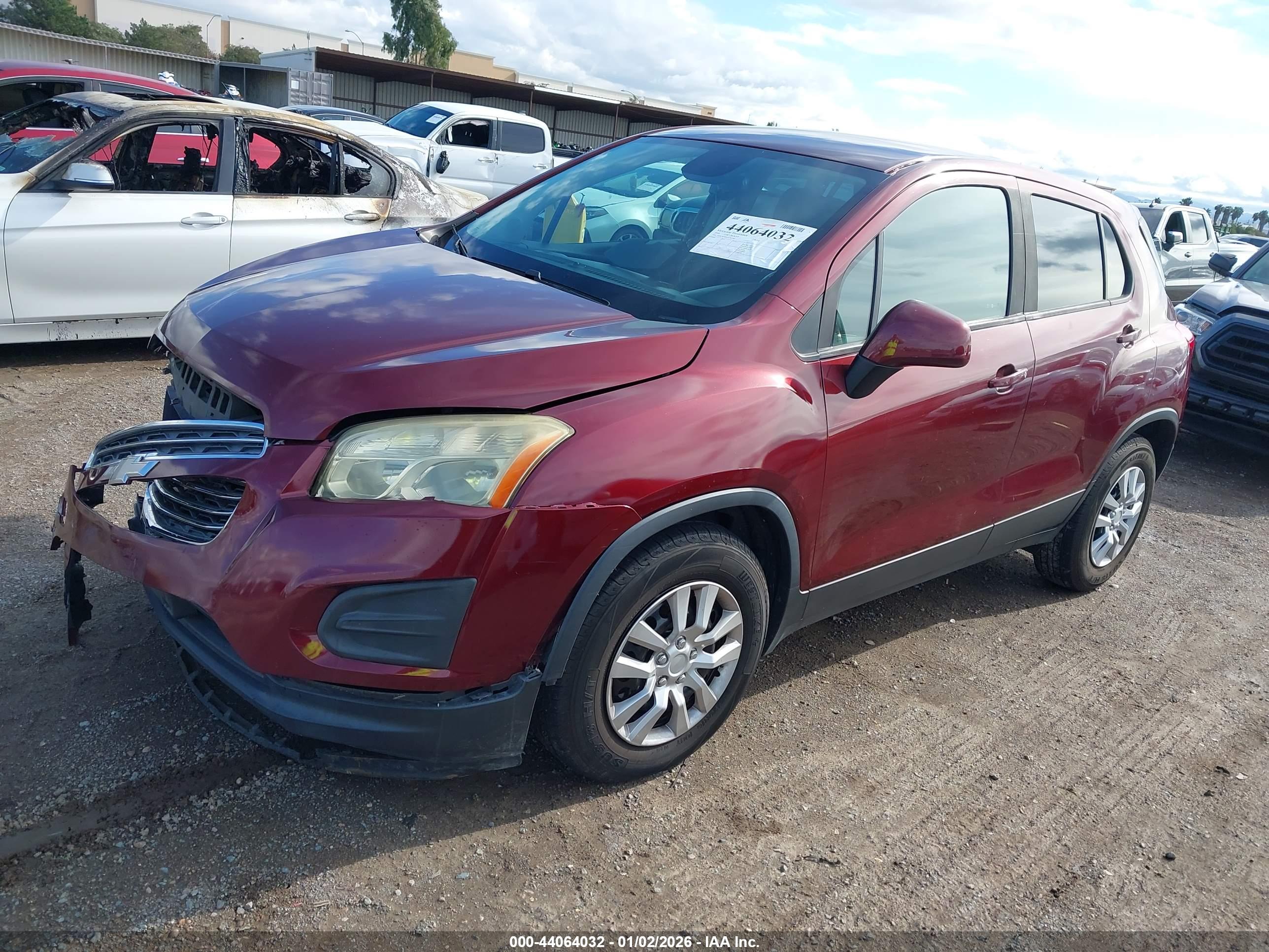 CHEVROLET TRAX image 2