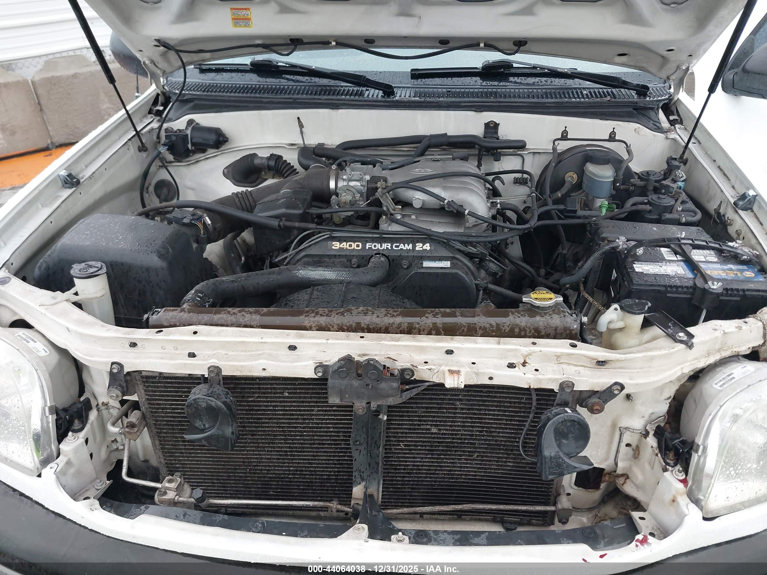 TOYOTA TUNDRA image 10