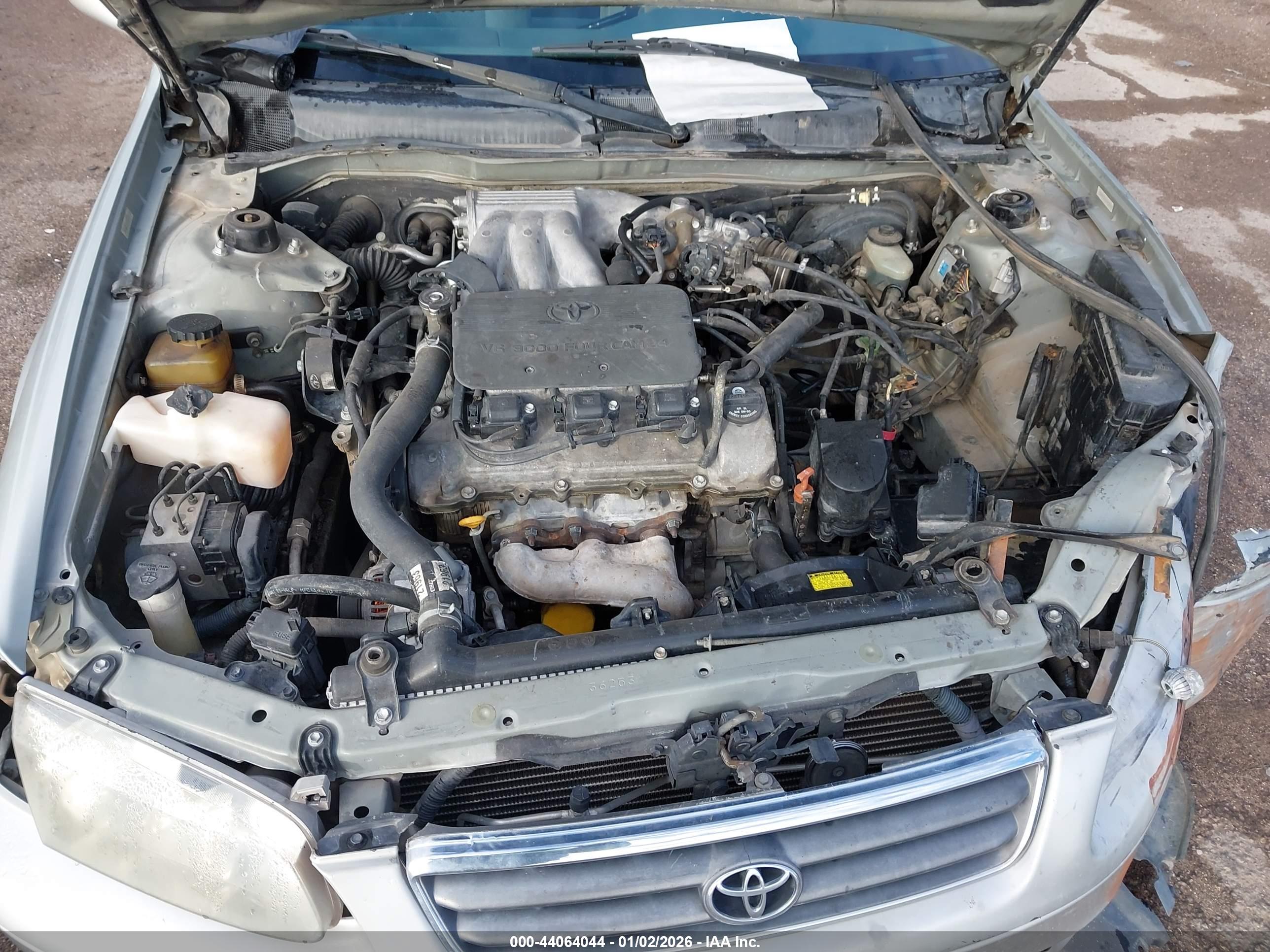 TOYOTA CAMRY image 10
