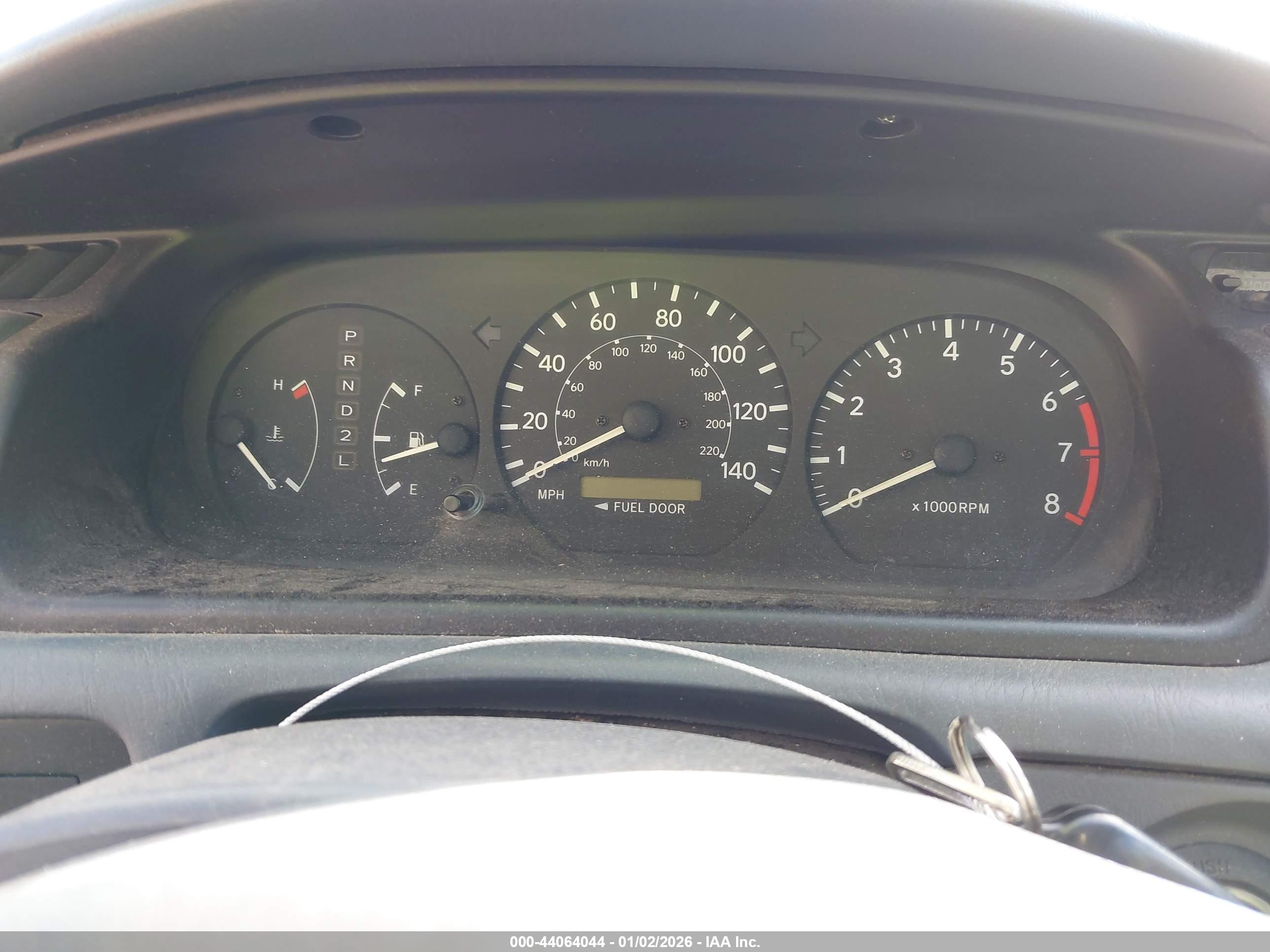 TOYOTA CAMRY image 7