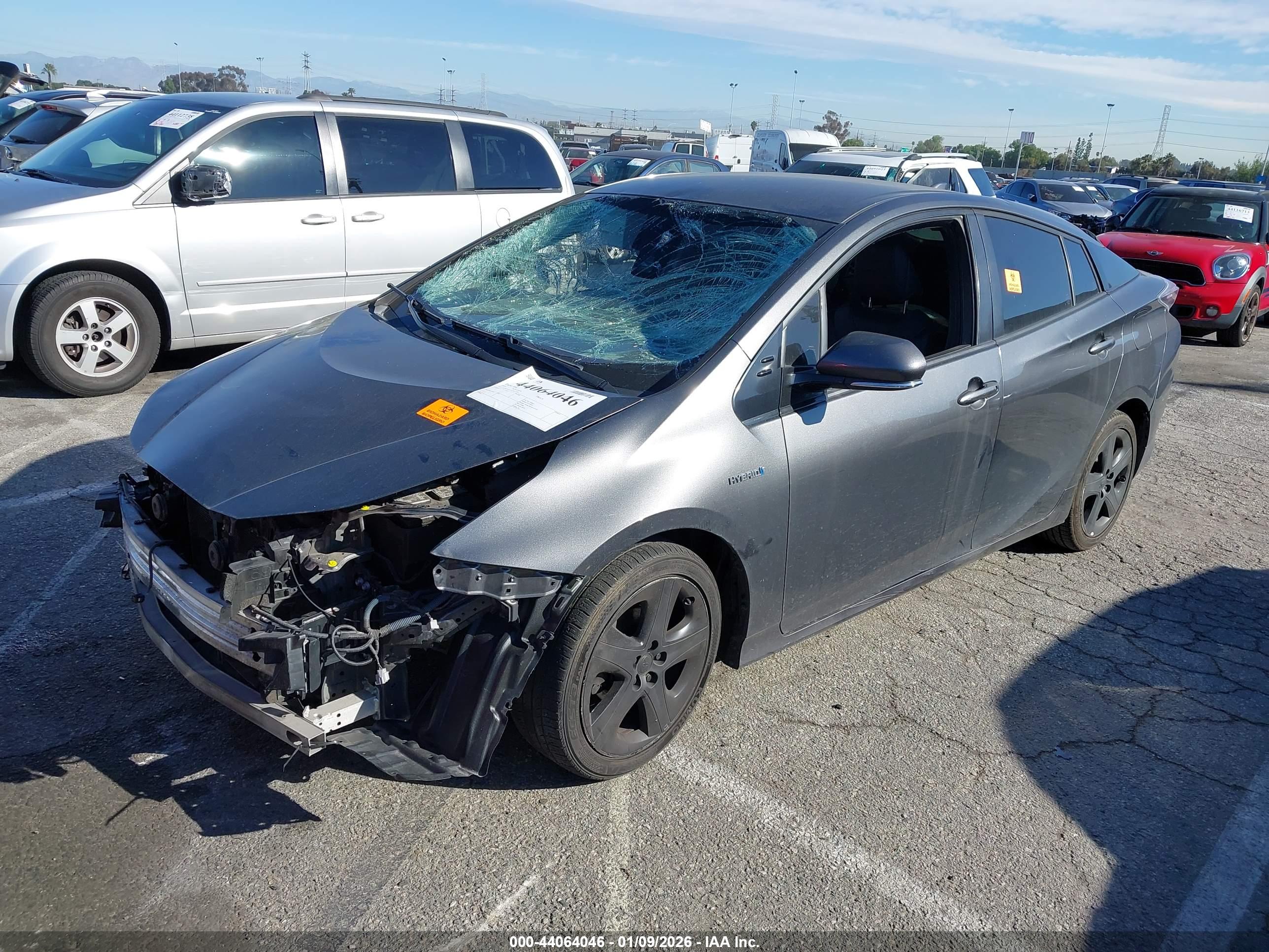 TOYOTA PRIUS image 2
