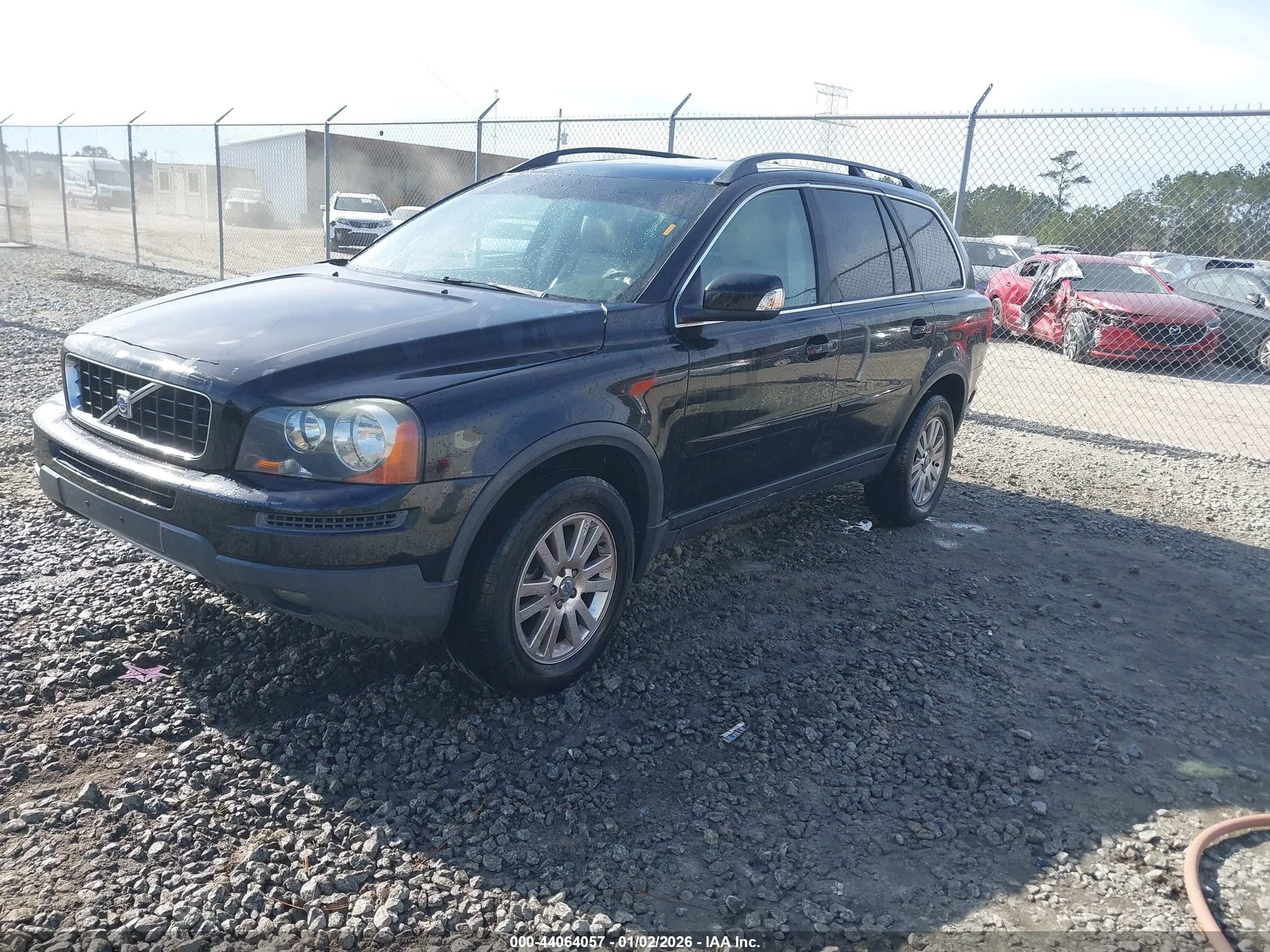 VOLVO XC90 image 2