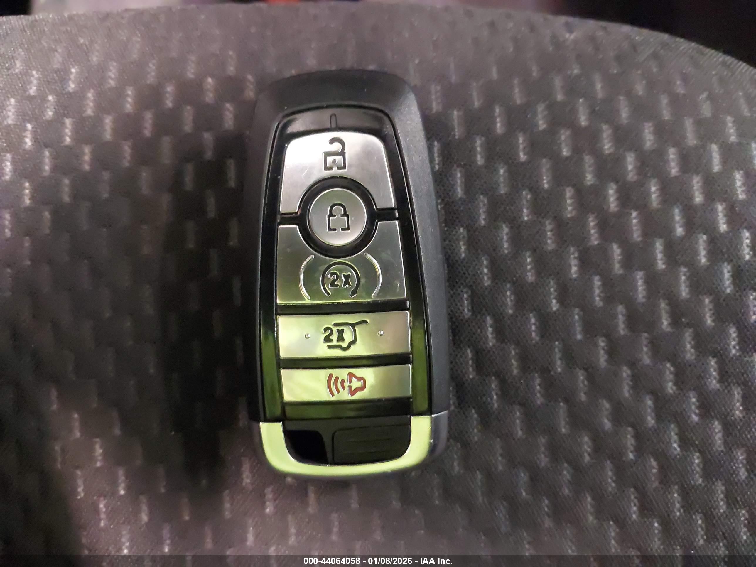 FORD ESCAPE image 11