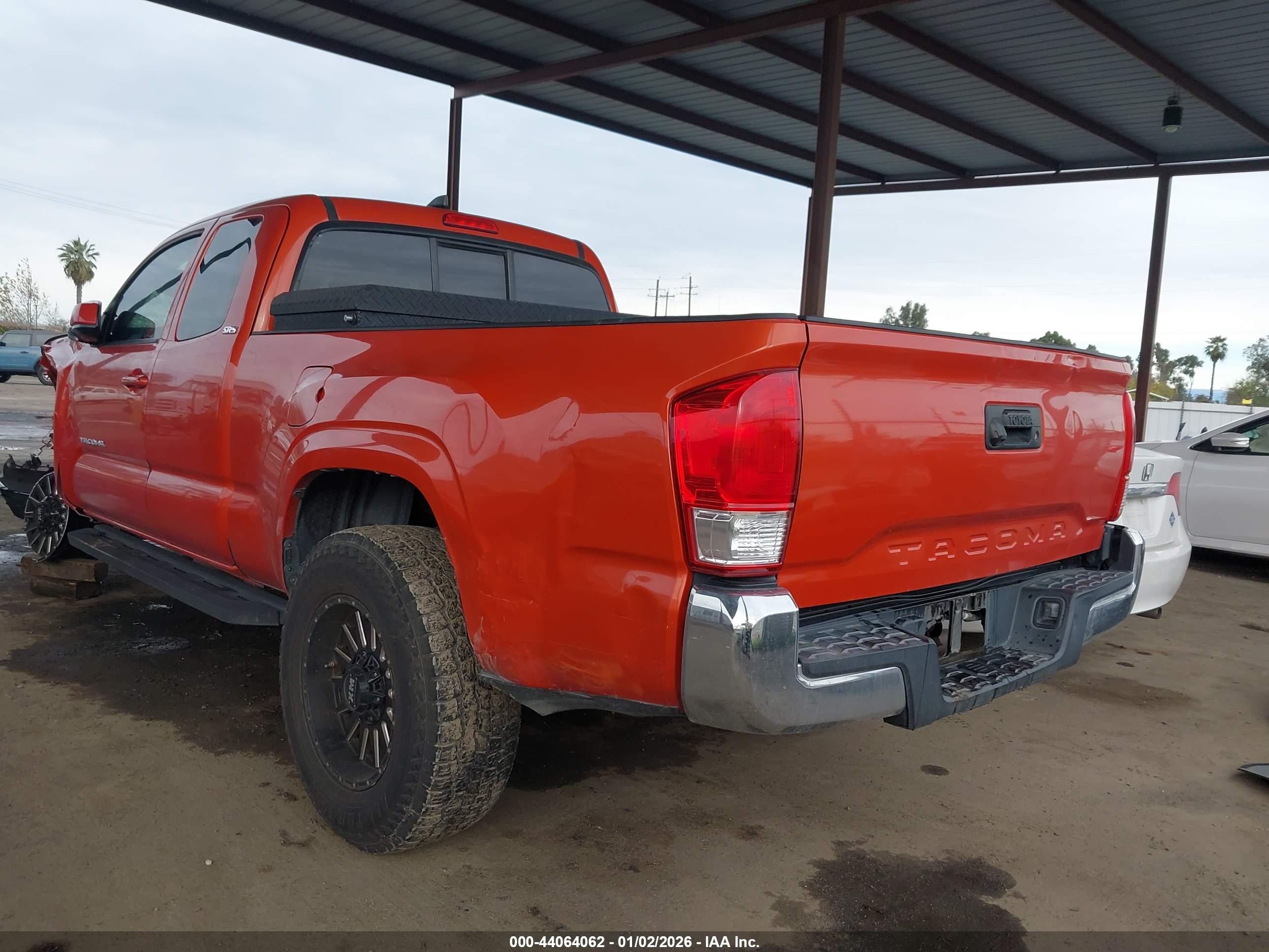 TOYOTA TACOMA image 3