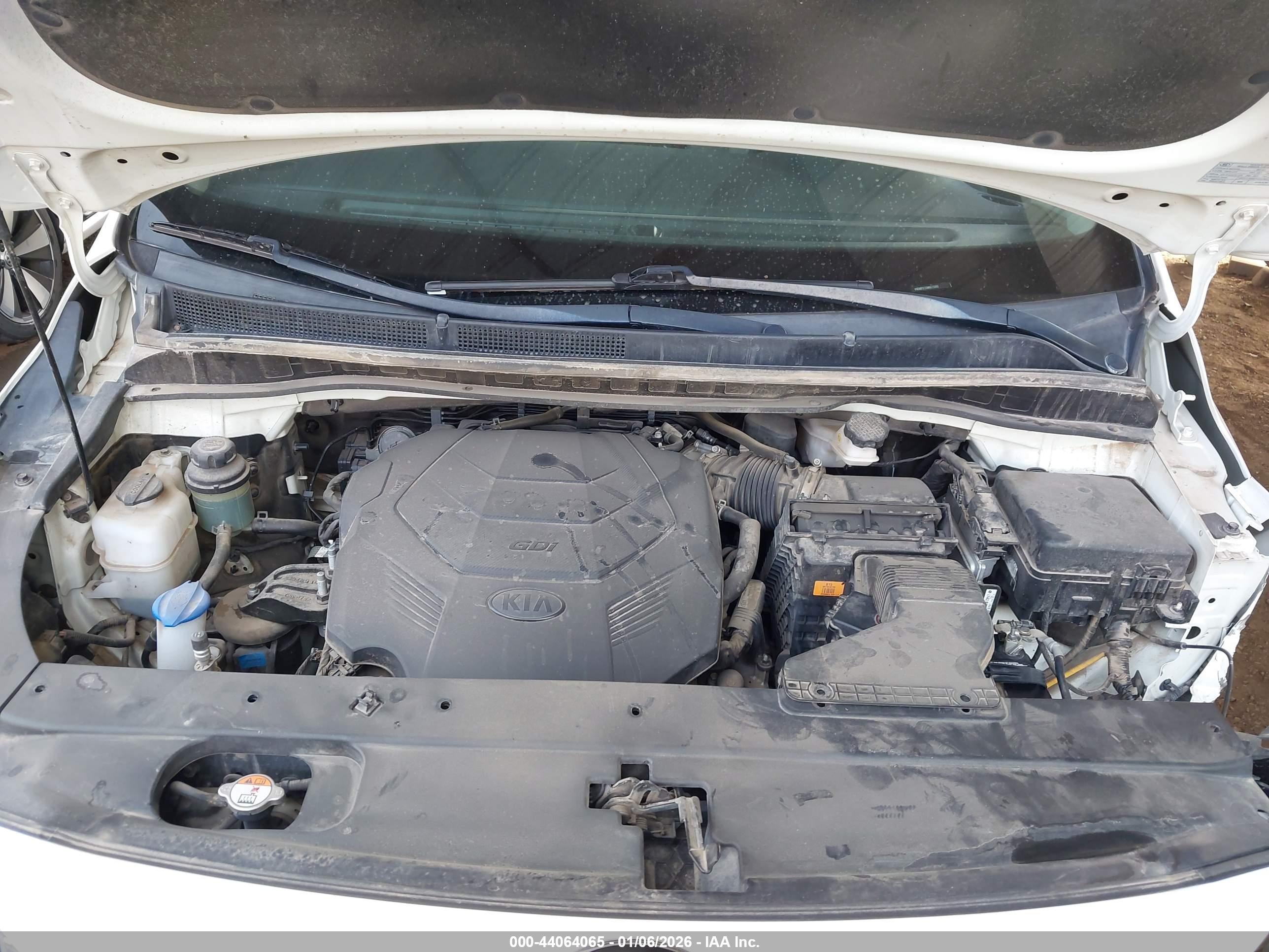 KIA SEDONA image 10