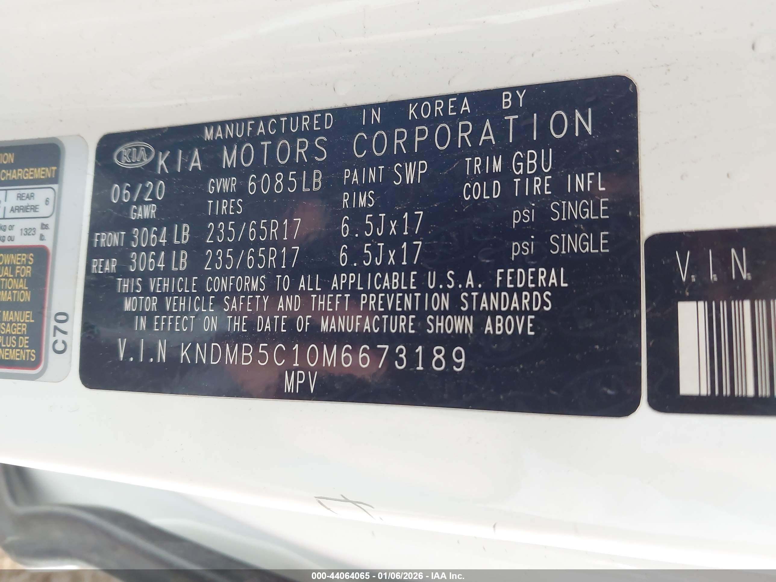 KIA SEDONA image 9