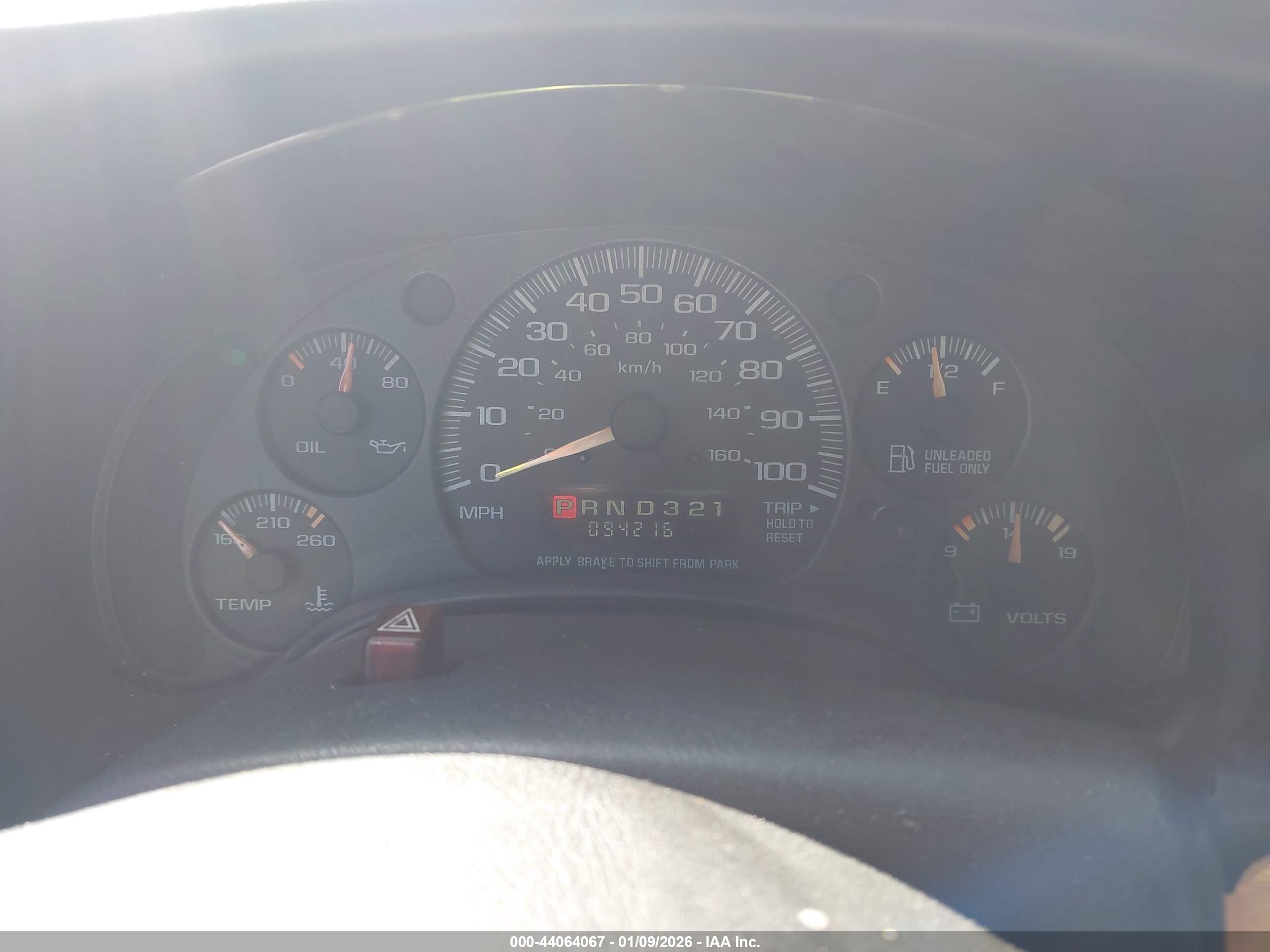 CHEVROLET EXPRESS image 7