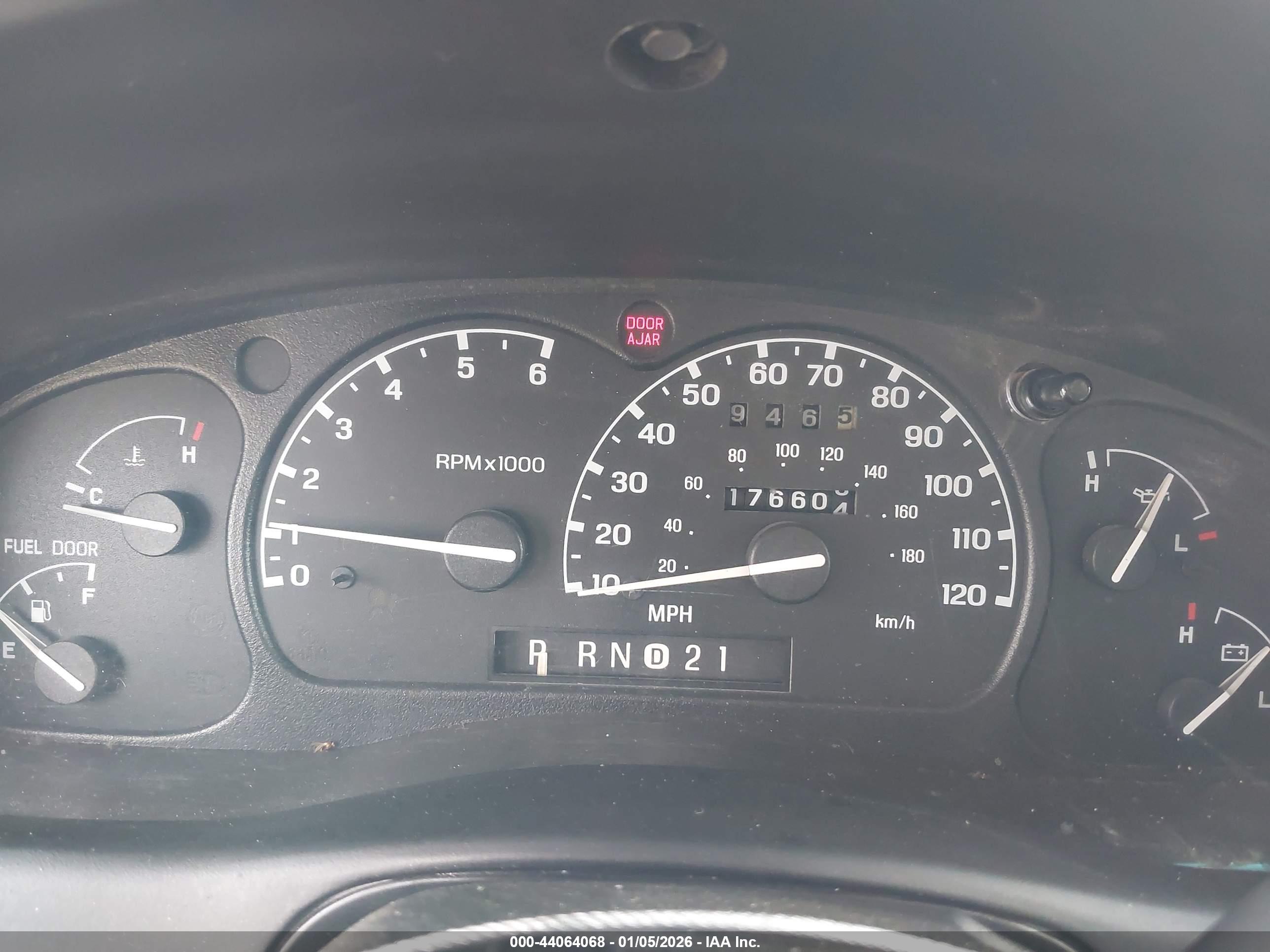 MERCURY MOUNTAINEER image 7