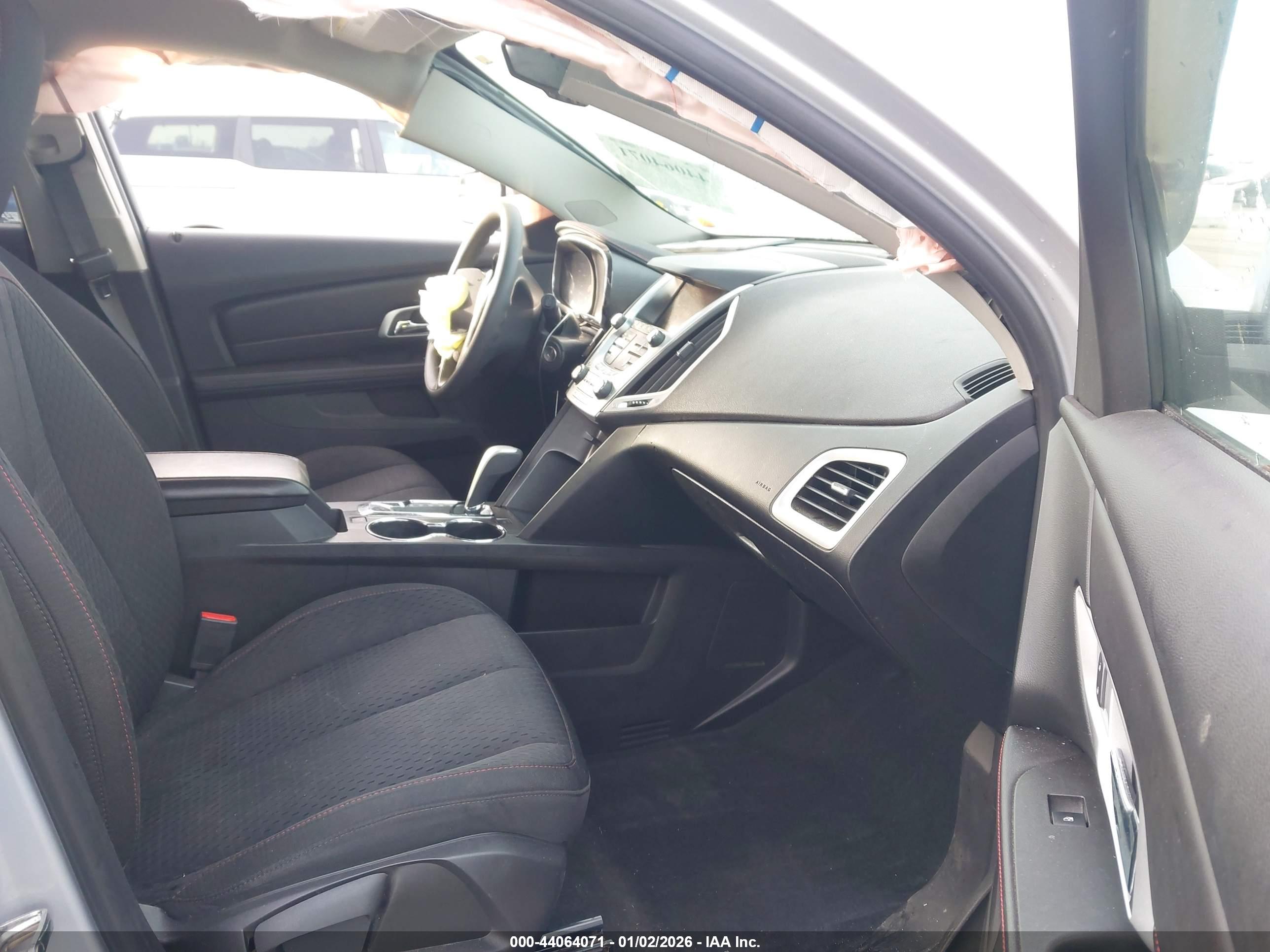 GMC TERRAIN image 5