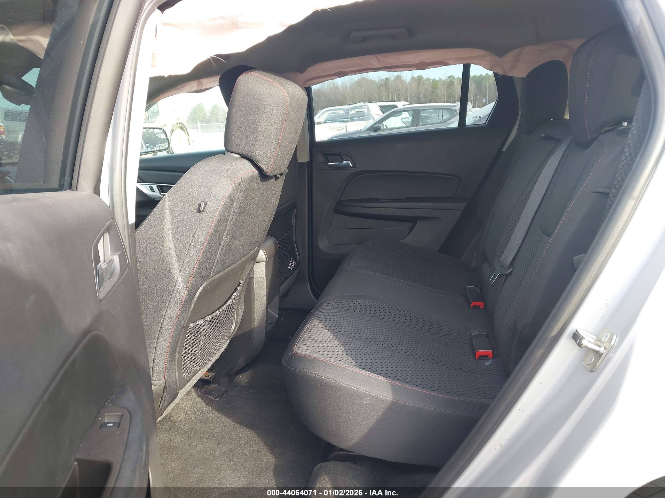 GMC TERRAIN image 8