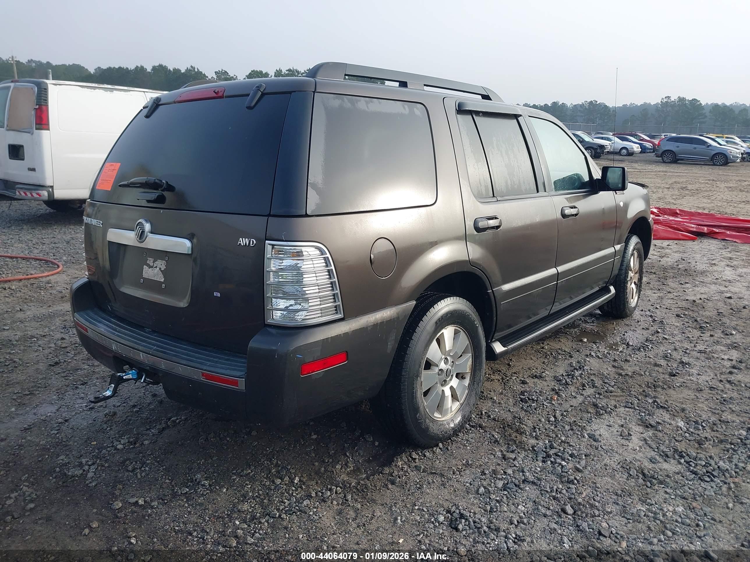 MERCURY MOUNTAINEER image 4