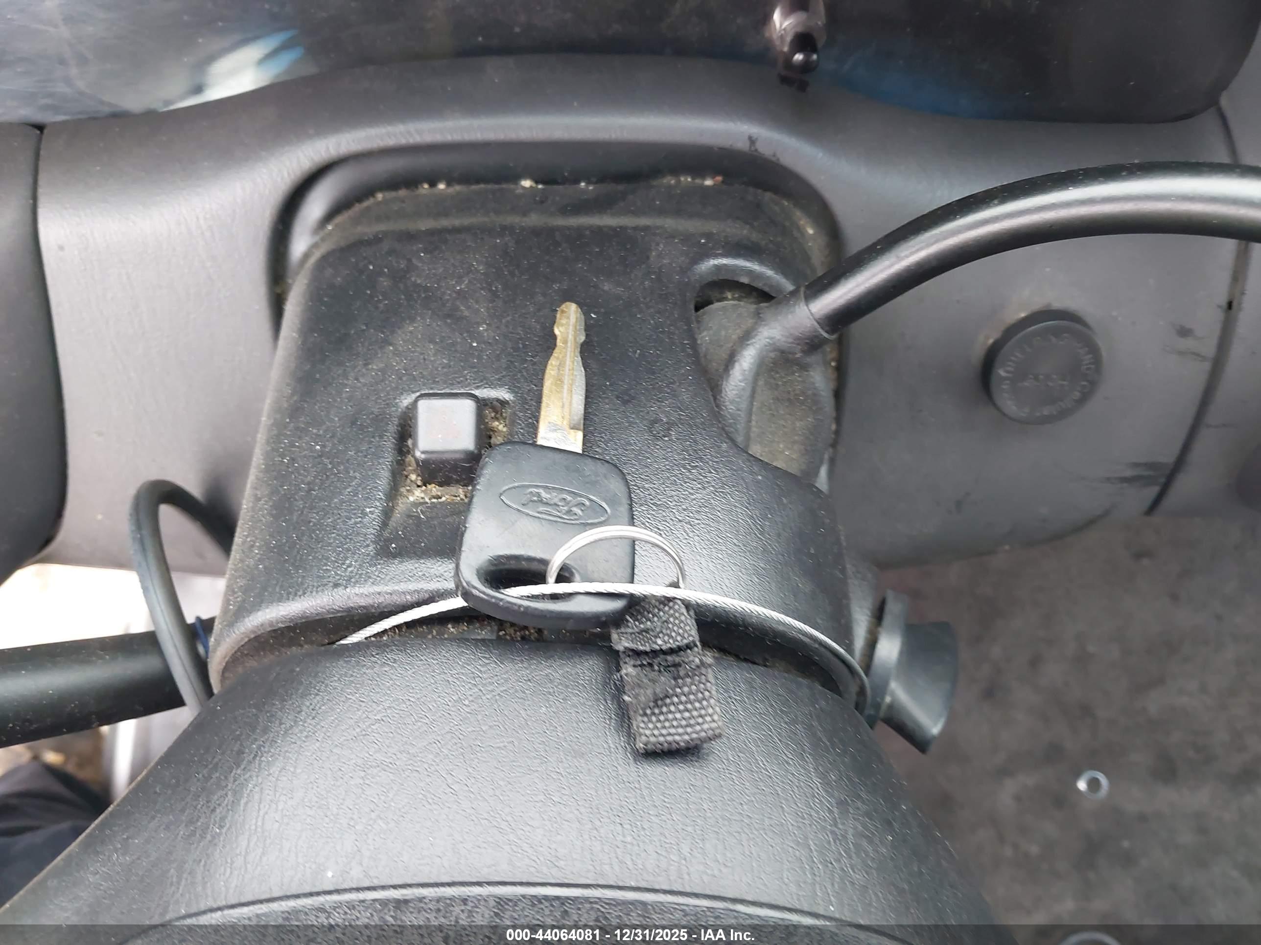 FORD F-150 image 11
