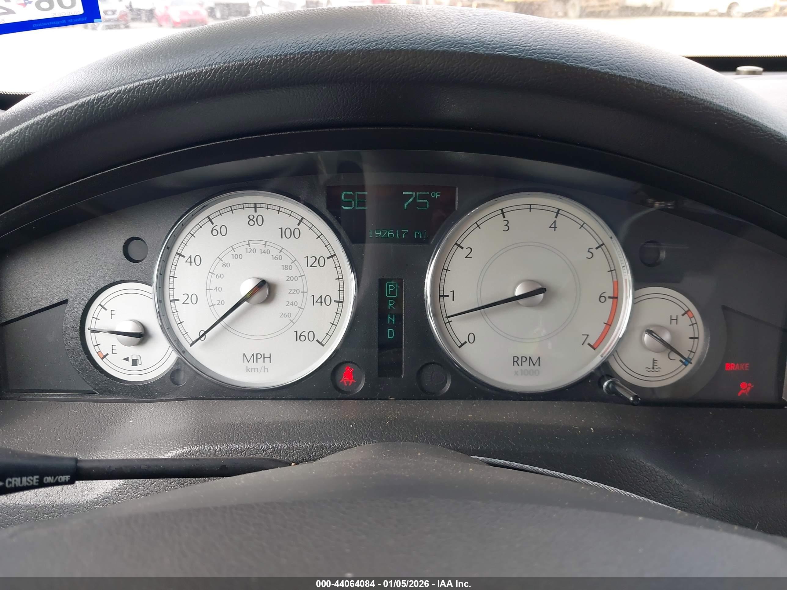 CHRYSLER 300C image 7