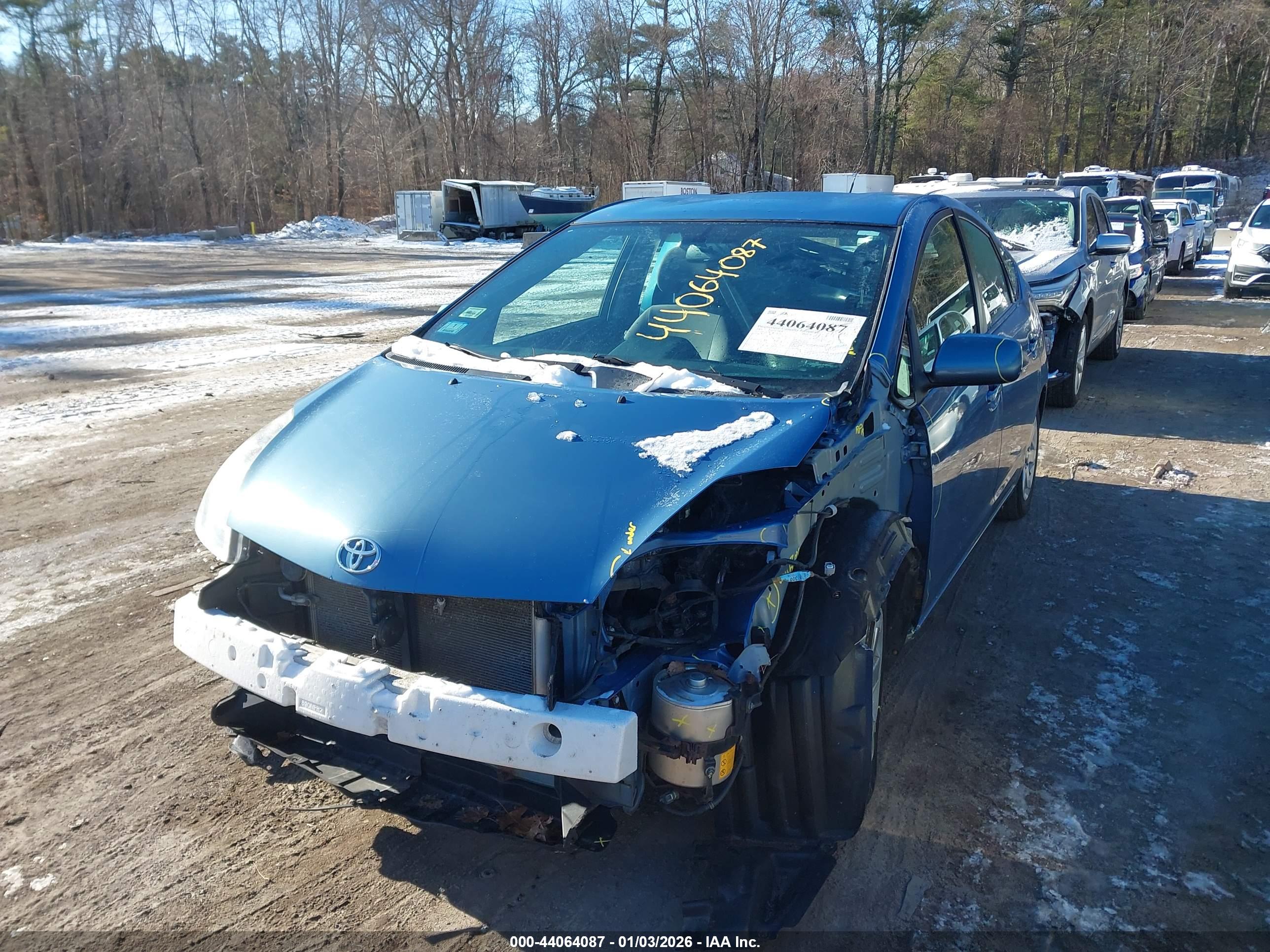 TOYOTA PRIUS image 2