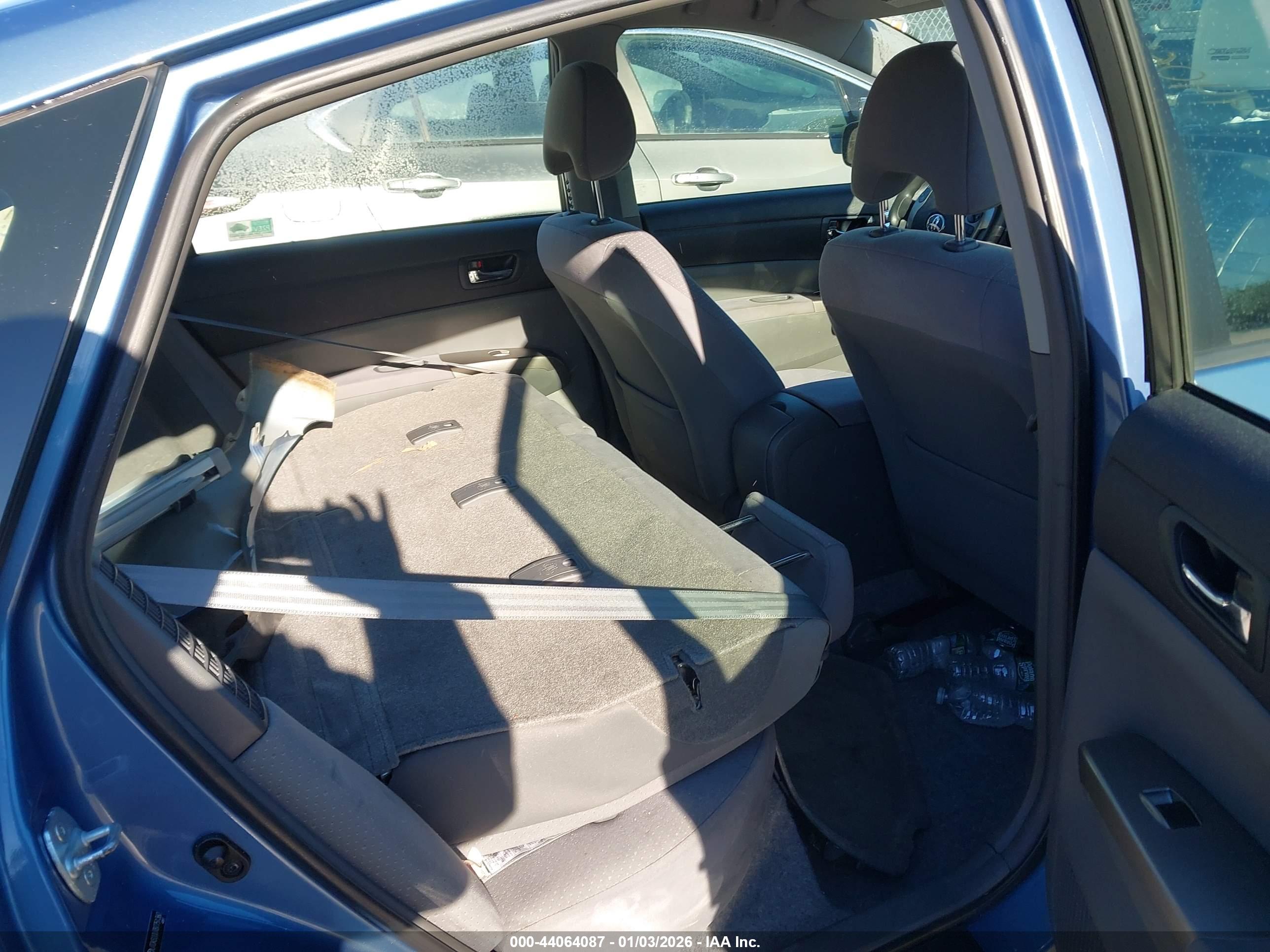 TOYOTA PRIUS image 8