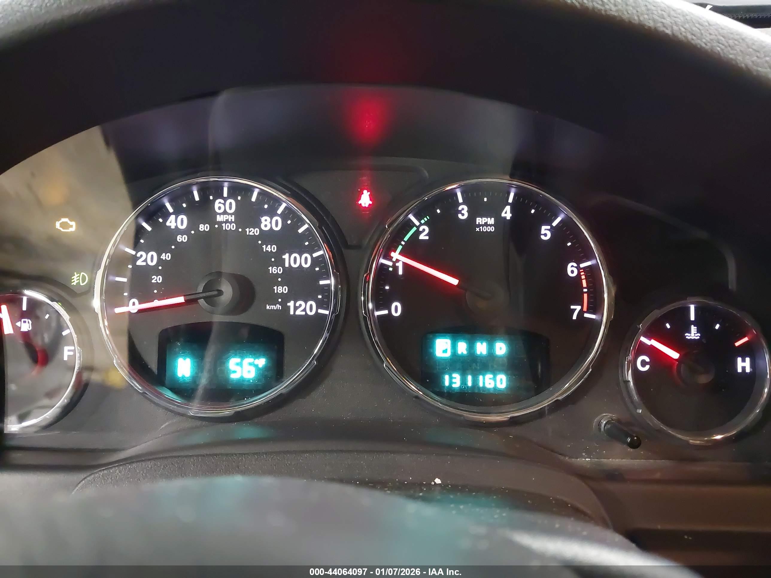 JEEP LIBERTY image 7