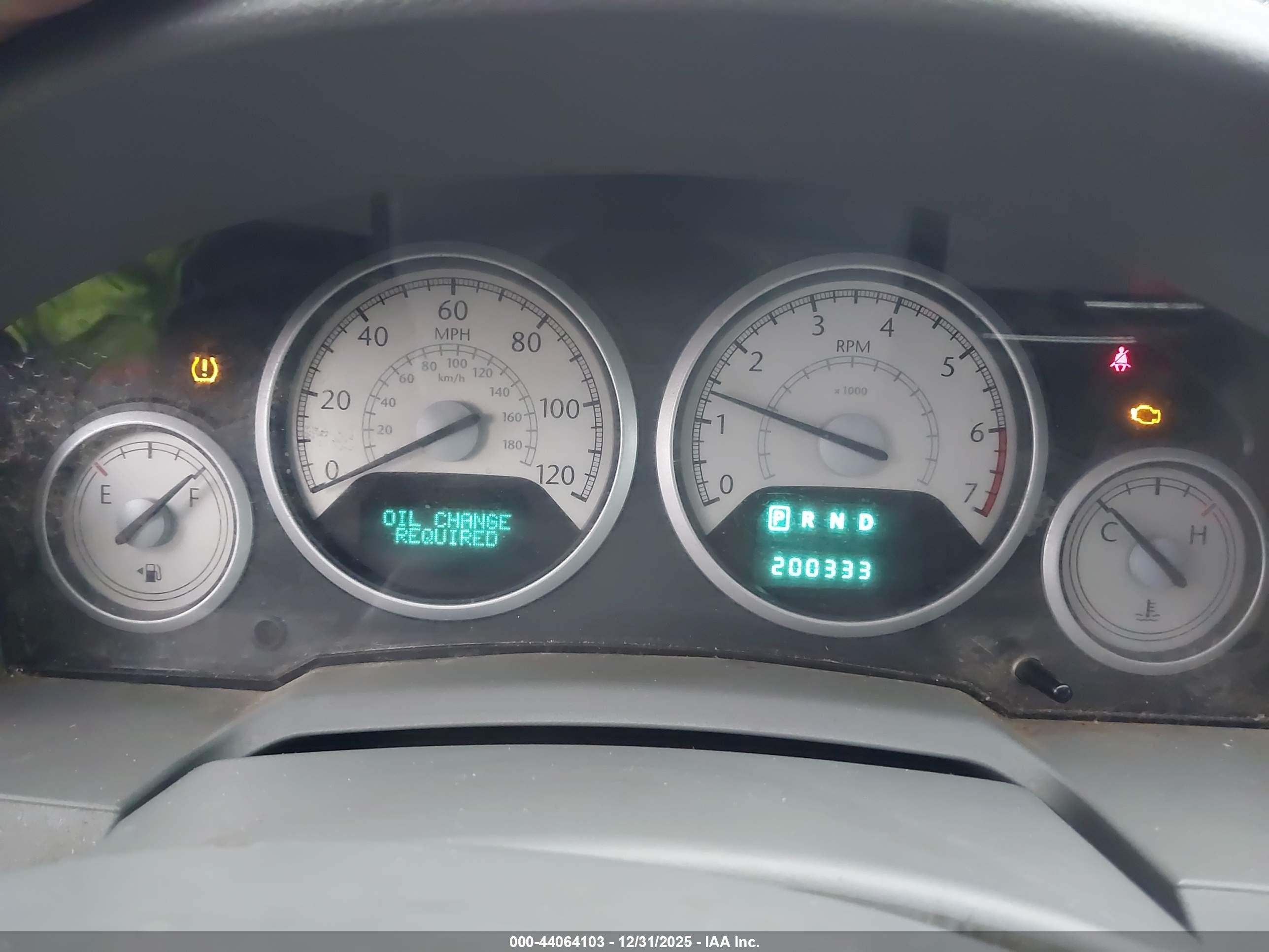 CHRYSLER TOWN image 7