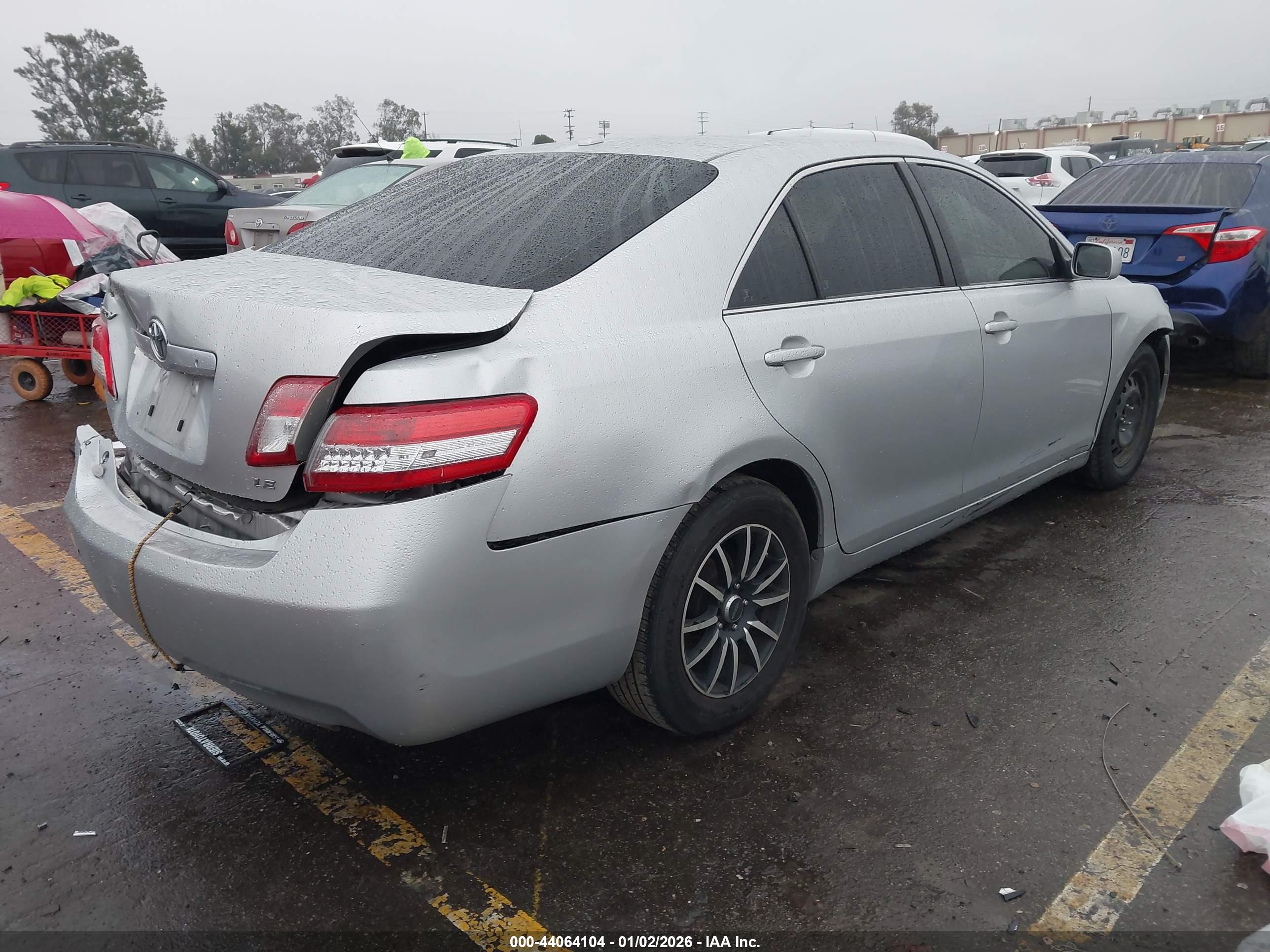 TOYOTA CAMRY image 4