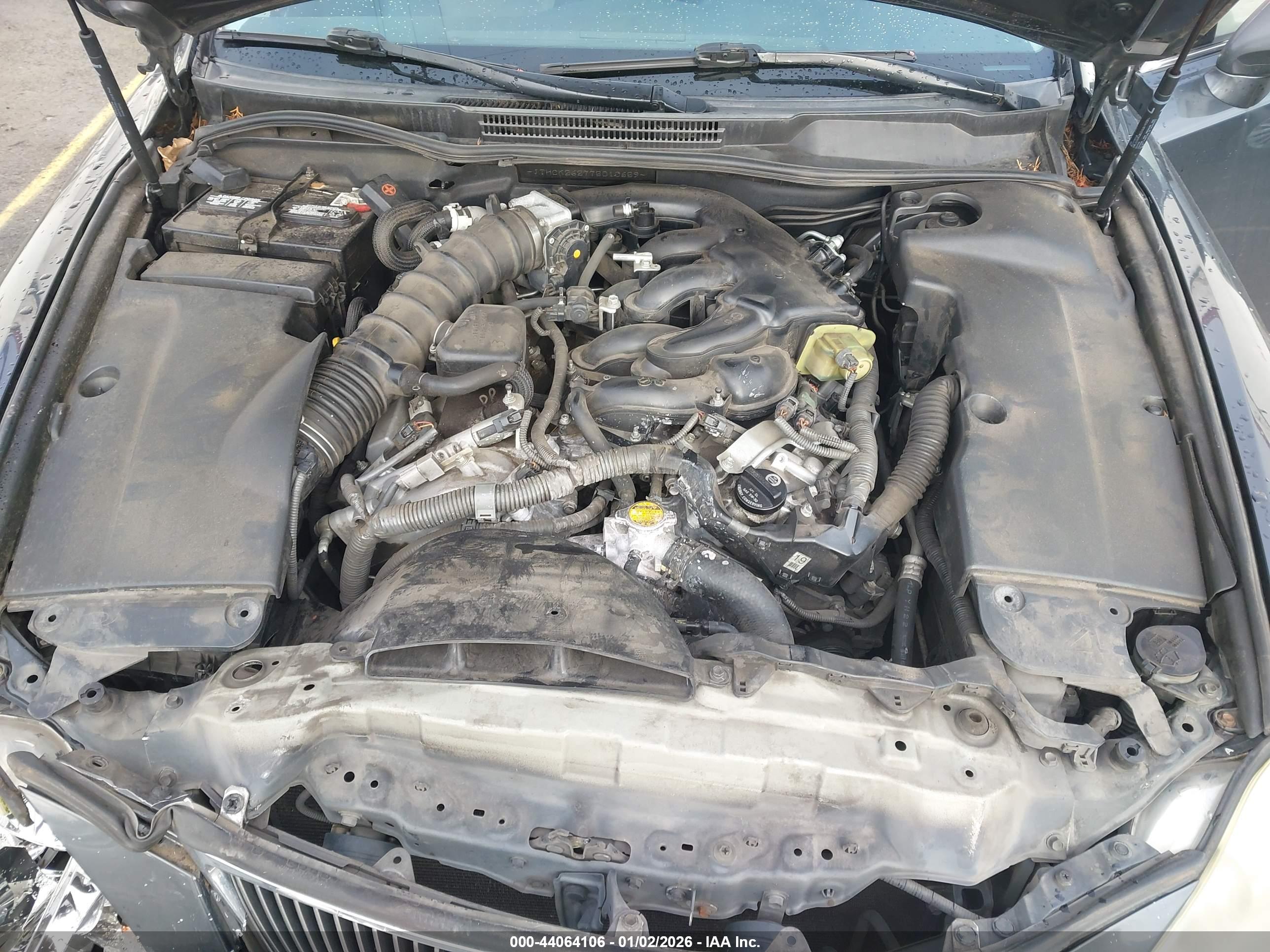 LEXUS IS image 10