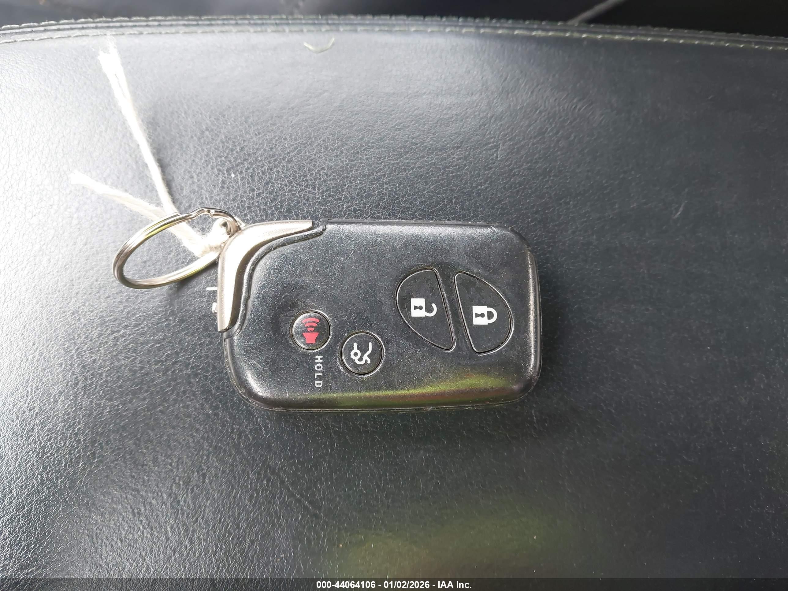 LEXUS IS image 11