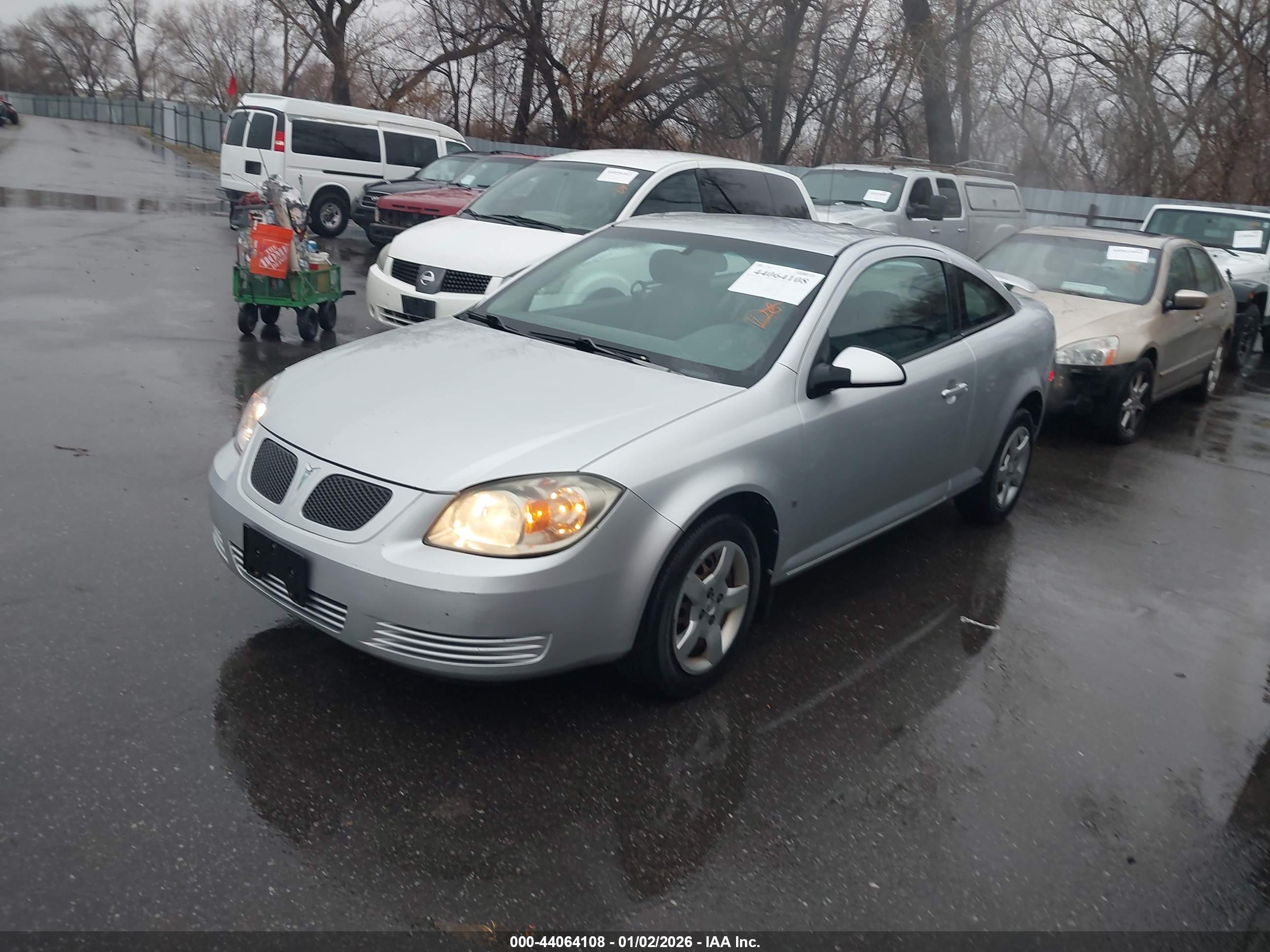 PONTIAC G5 image 2
