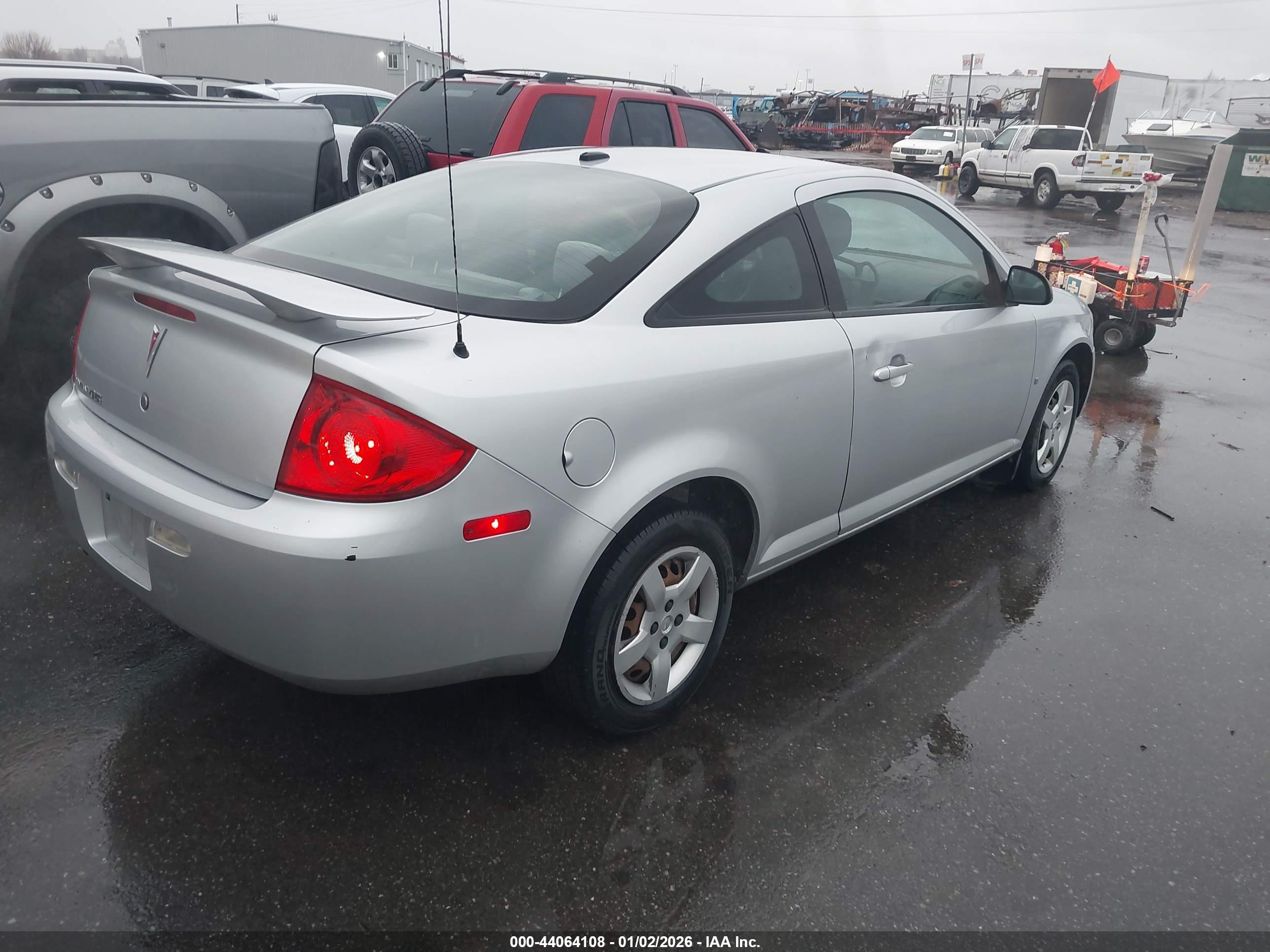 PONTIAC G5 image 4