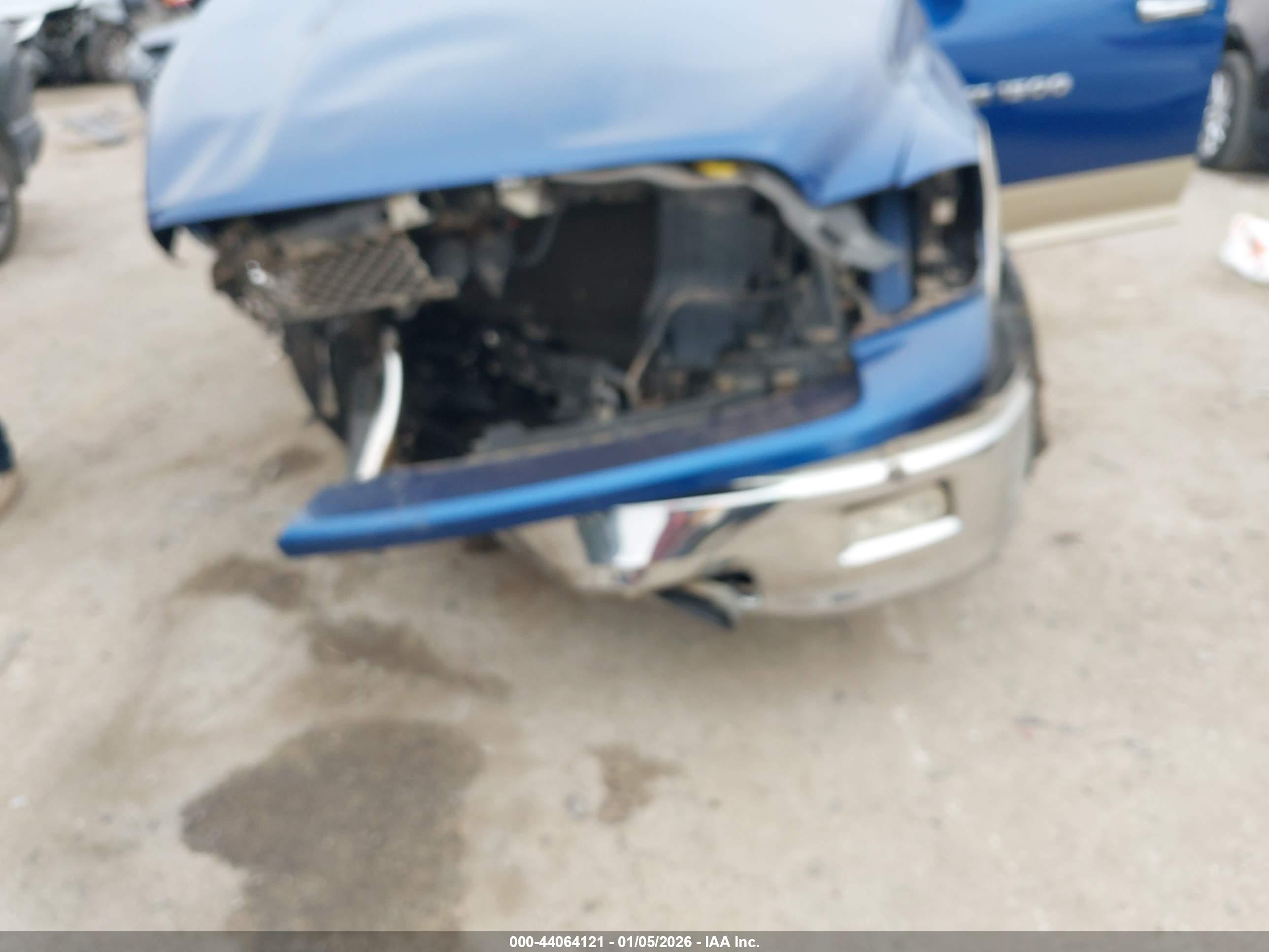 DODGE RAM image 6