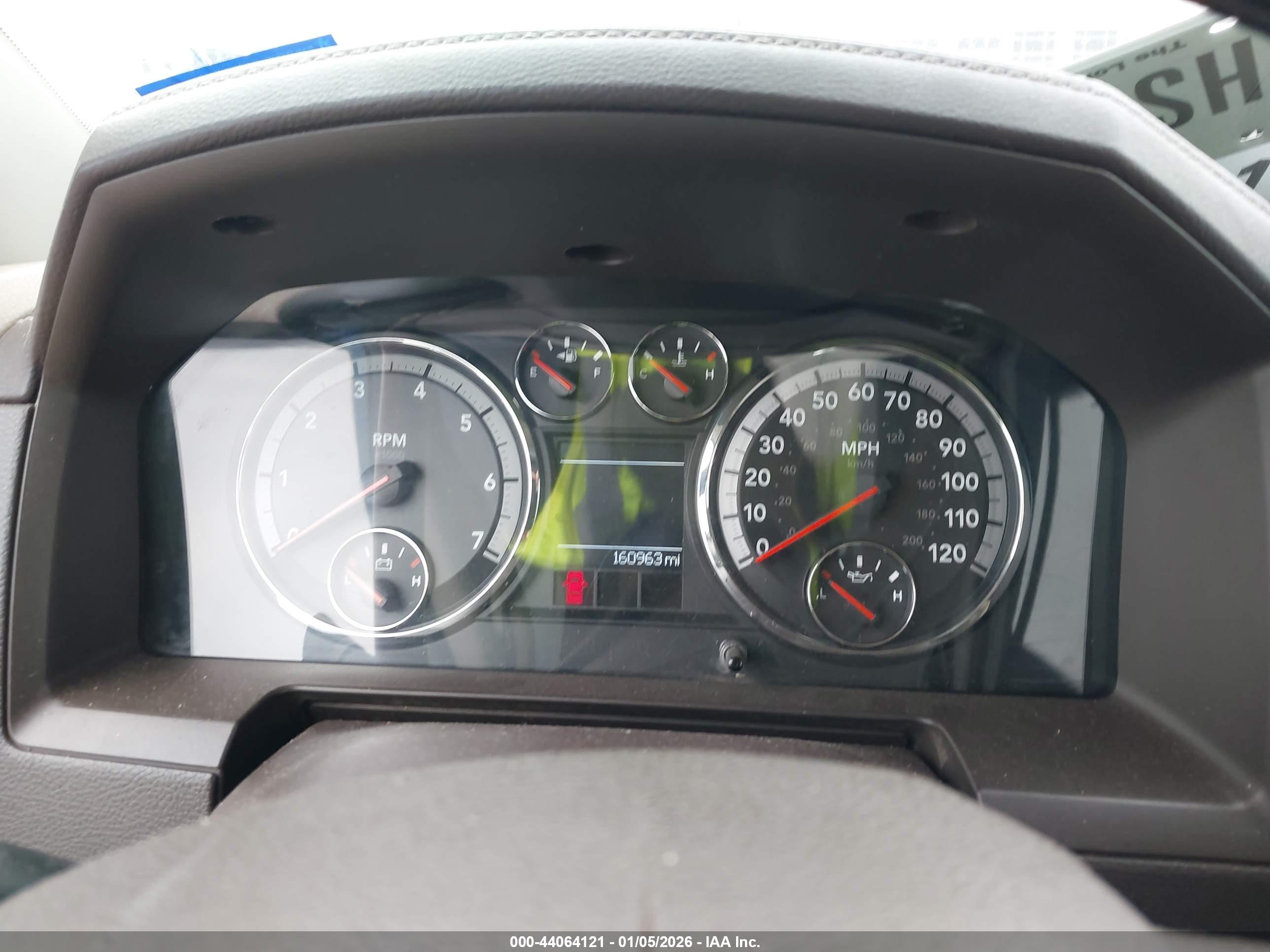DODGE RAM image 7