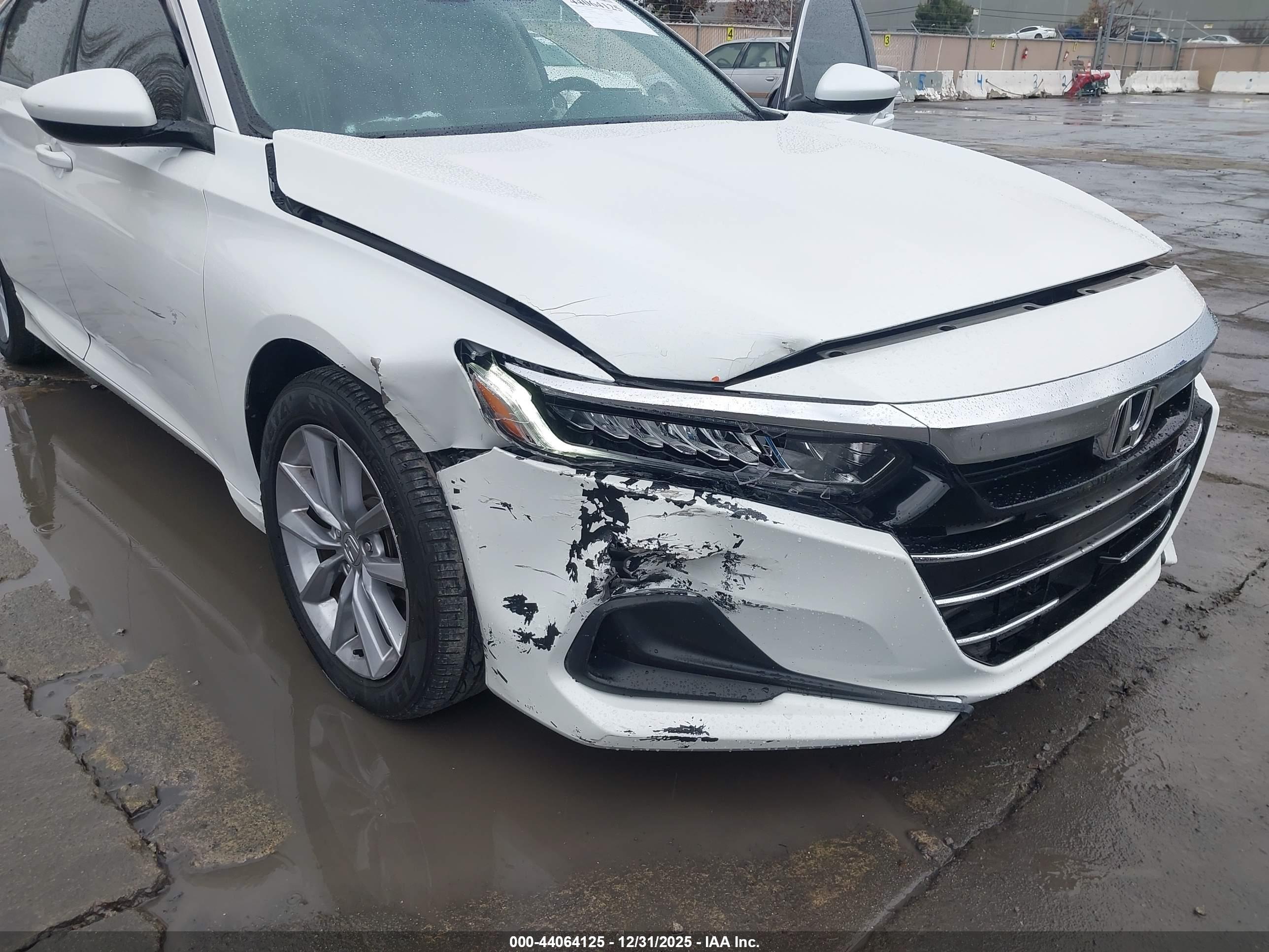 HONDA ACCORD image 6