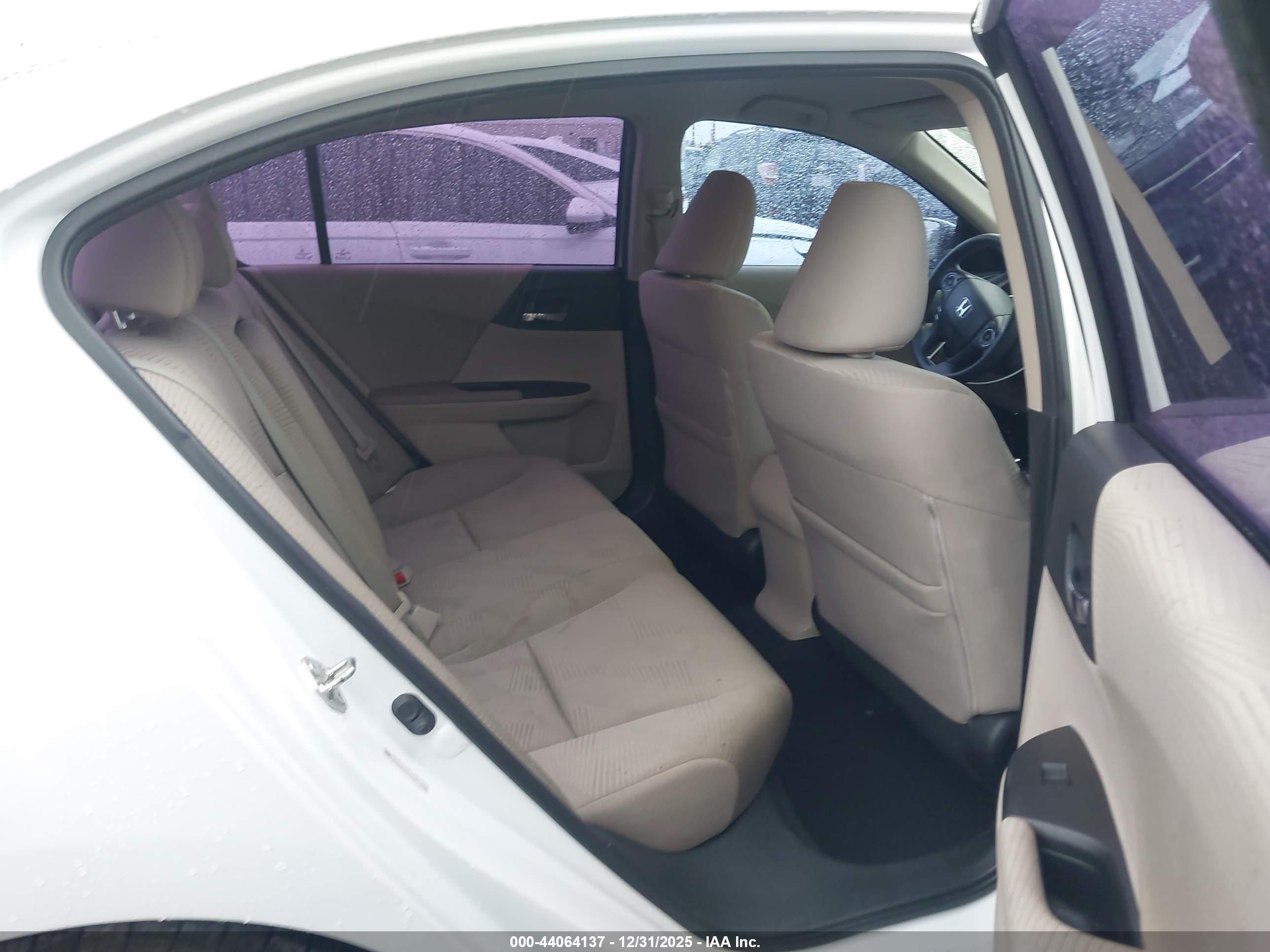 HONDA ACCORD image 8