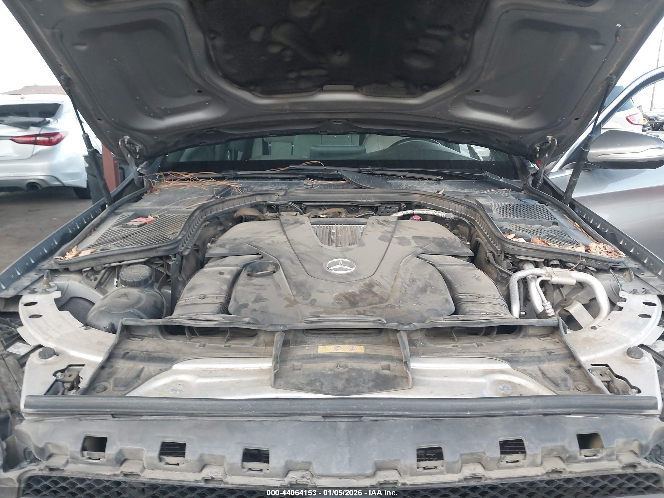 MERCEDES-BENZ C image 10