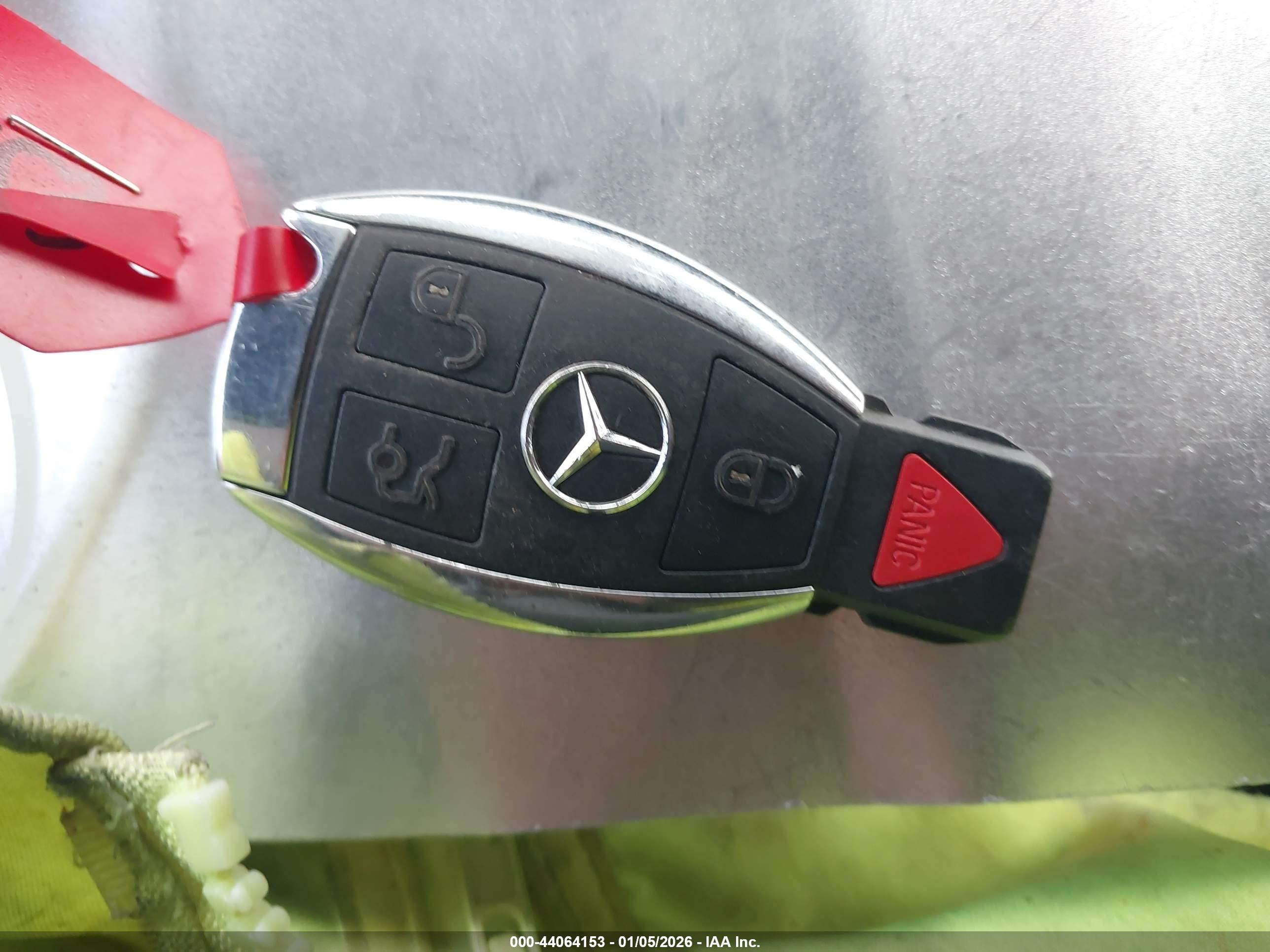 MERCEDES-BENZ C image 11