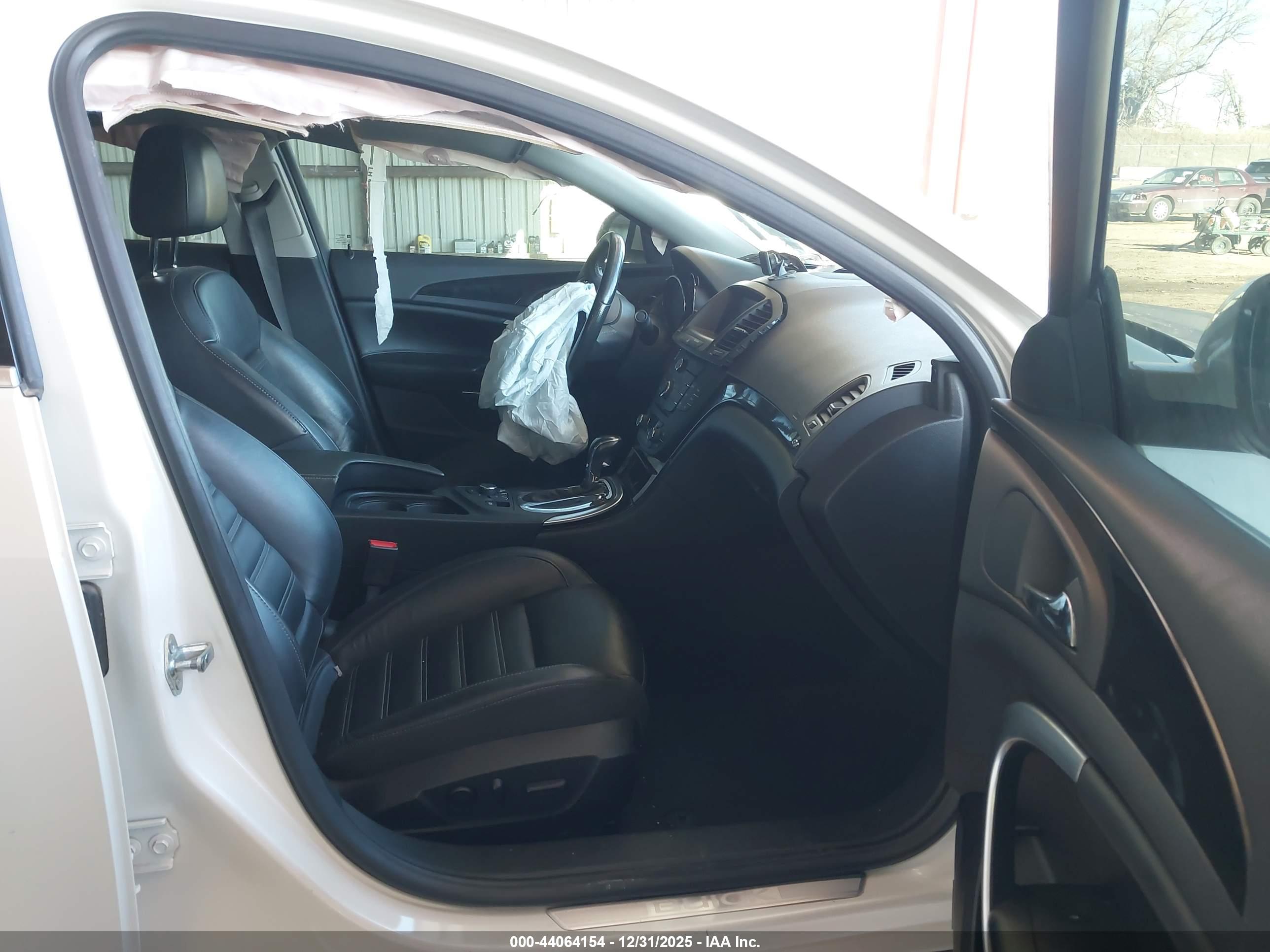 BUICK REGAL image 5