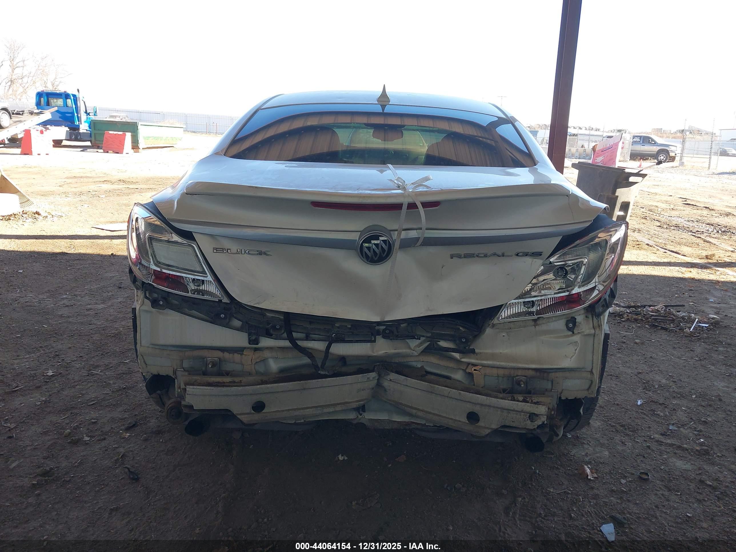 BUICK REGAL image 6