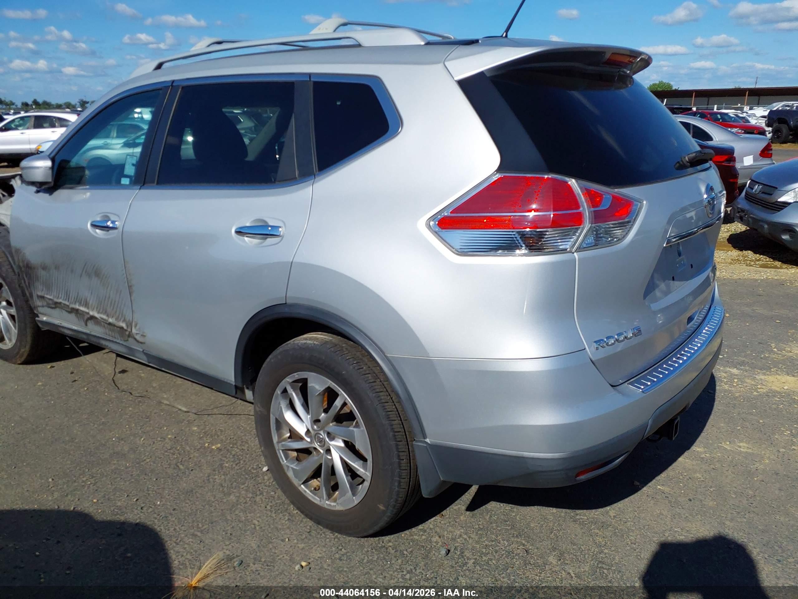 NISSAN ROGUE image 3