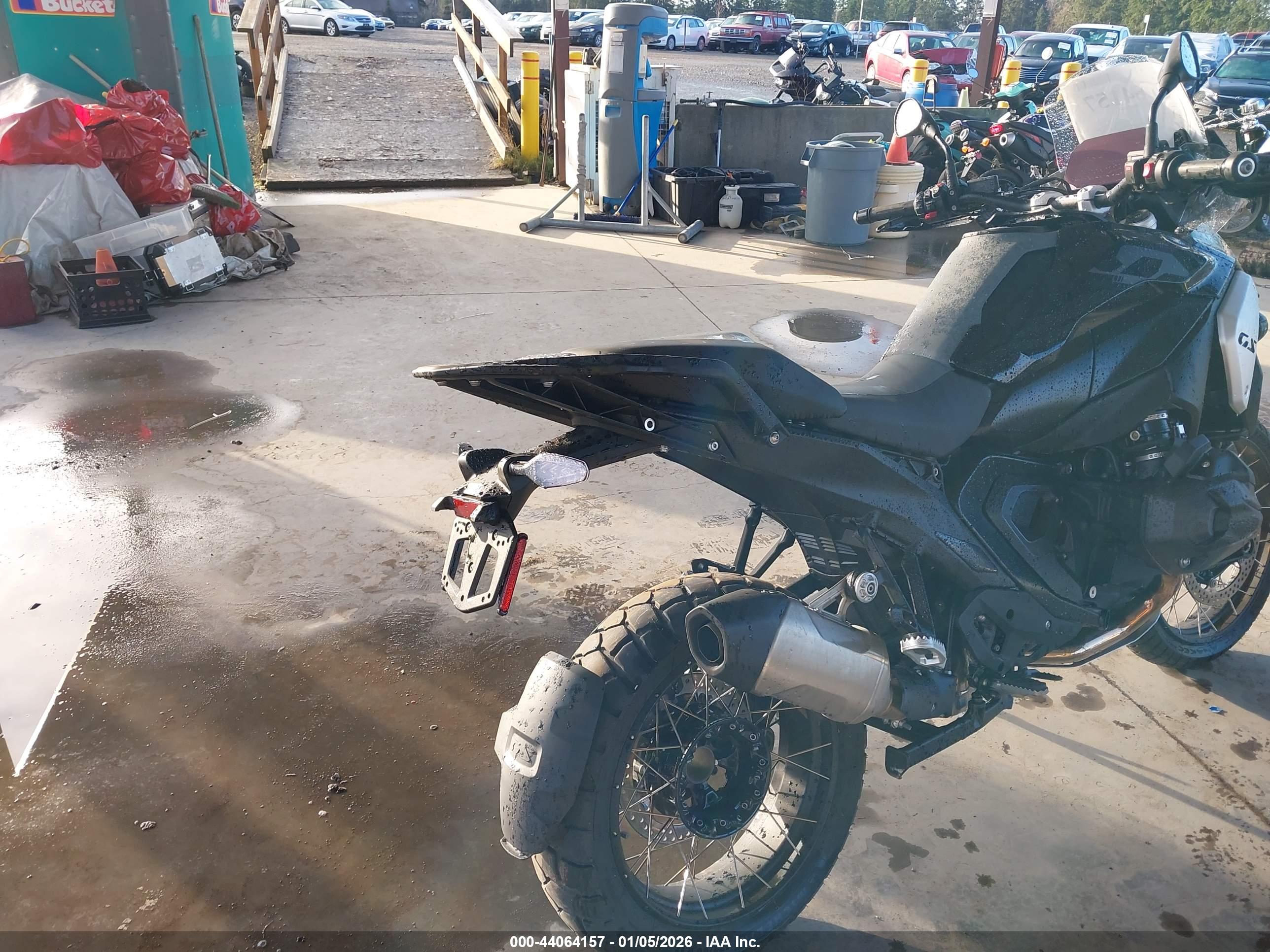 BMW R image 4