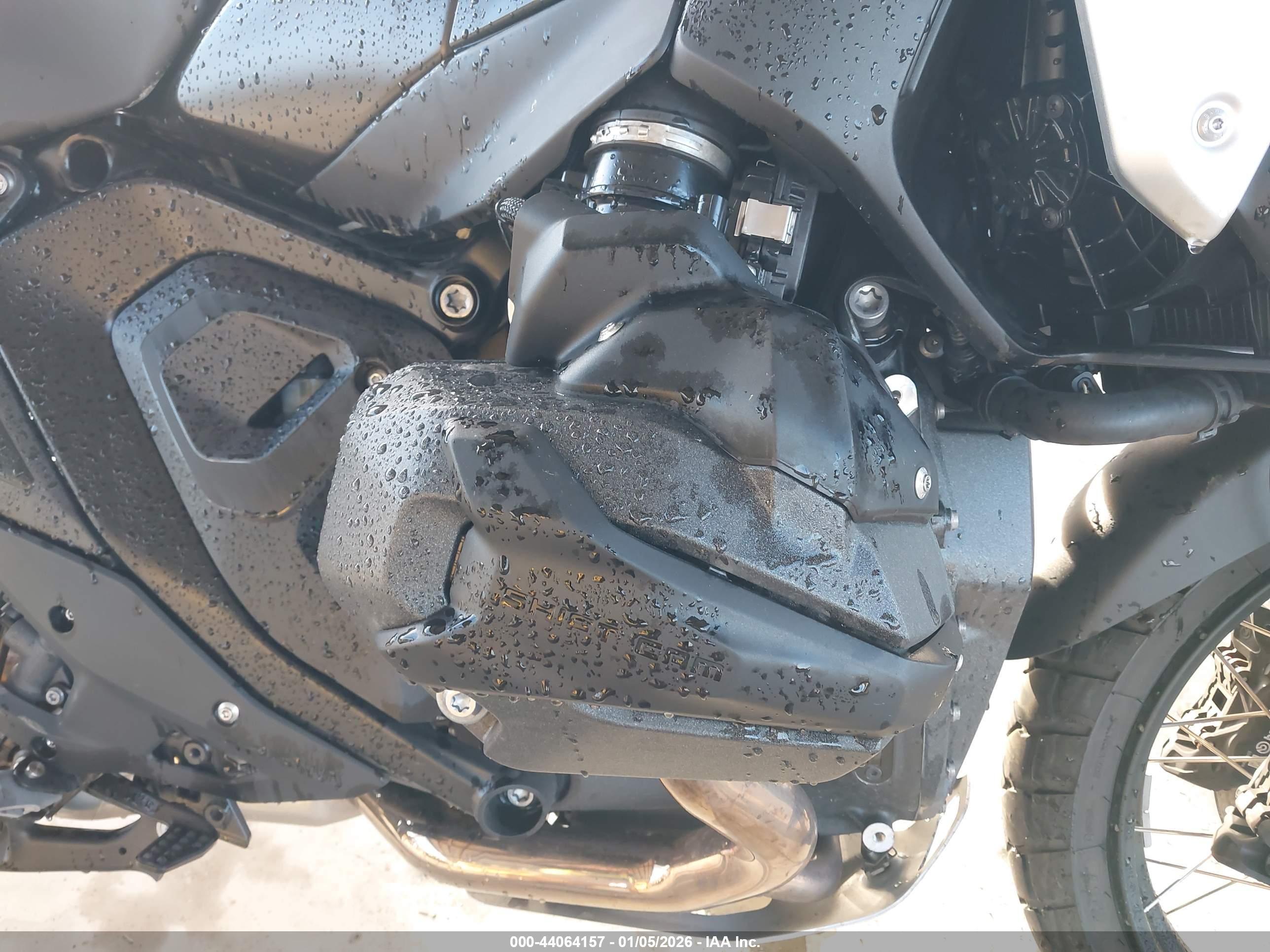 BMW R image 8