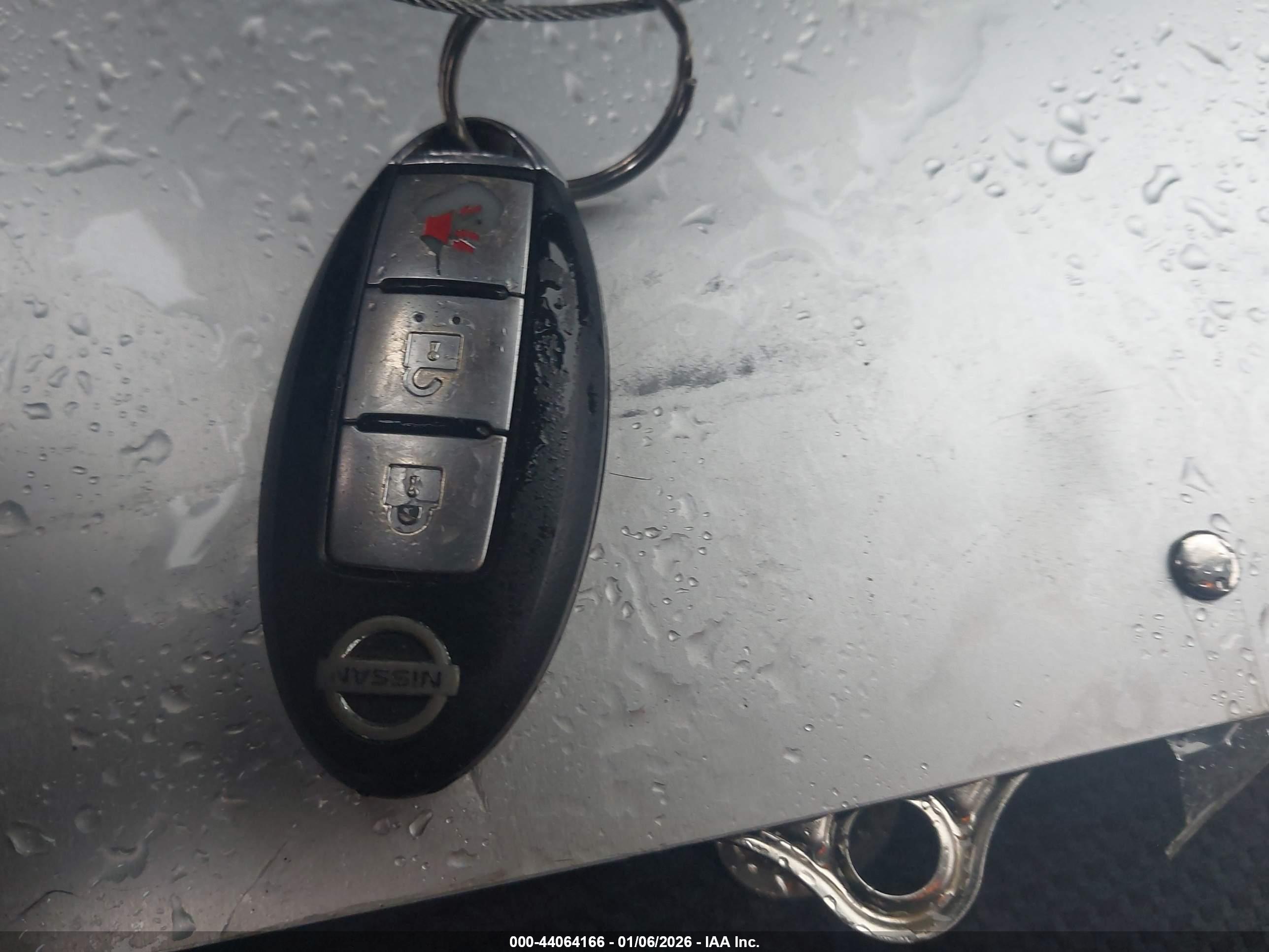 NISSAN ROGUE image 11