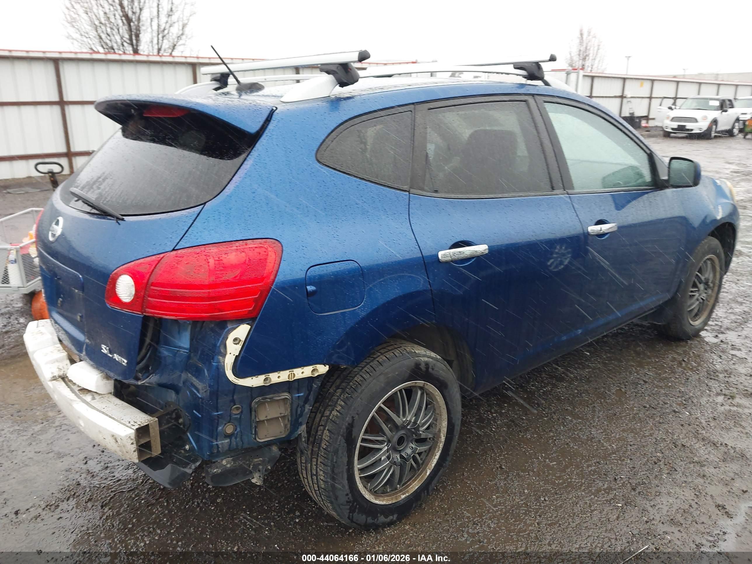 NISSAN ROGUE image 4