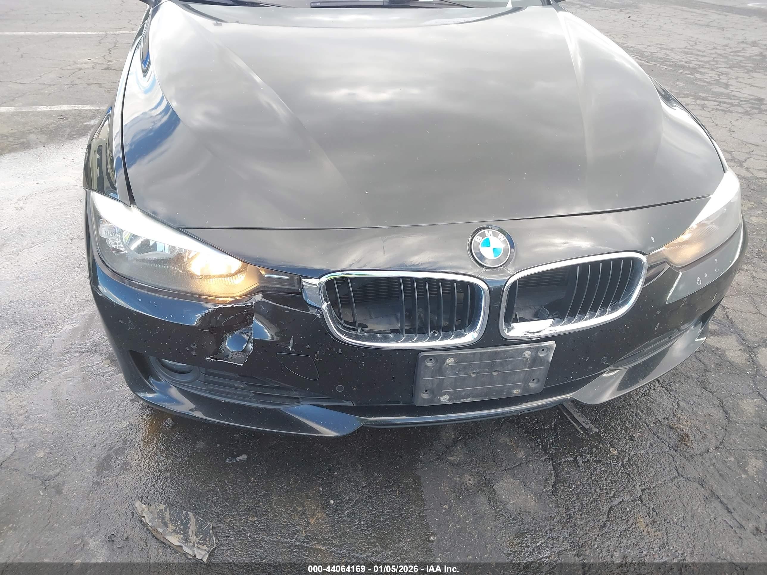 BMW 328I image 6