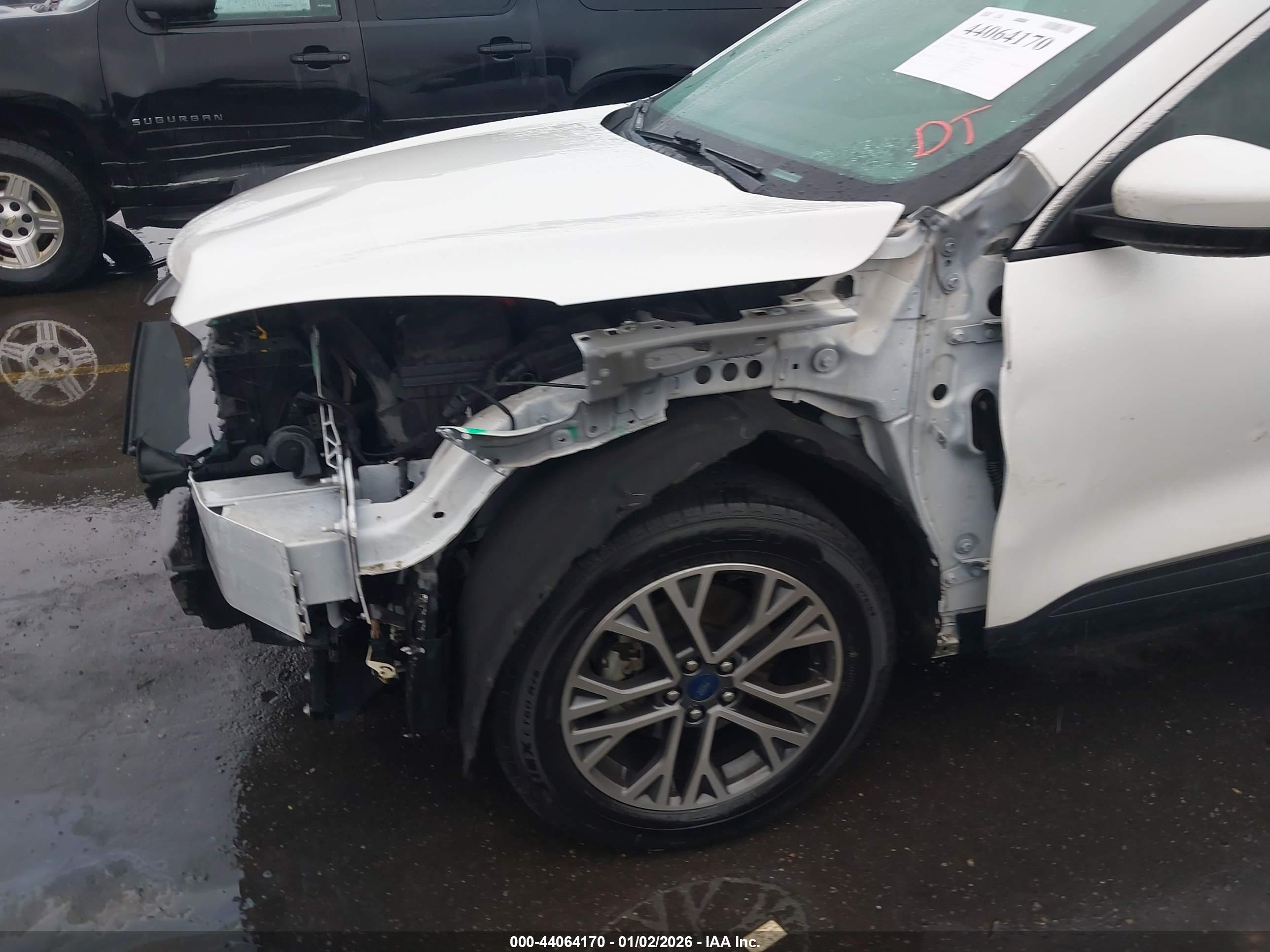 FORD ESCAPE image 6