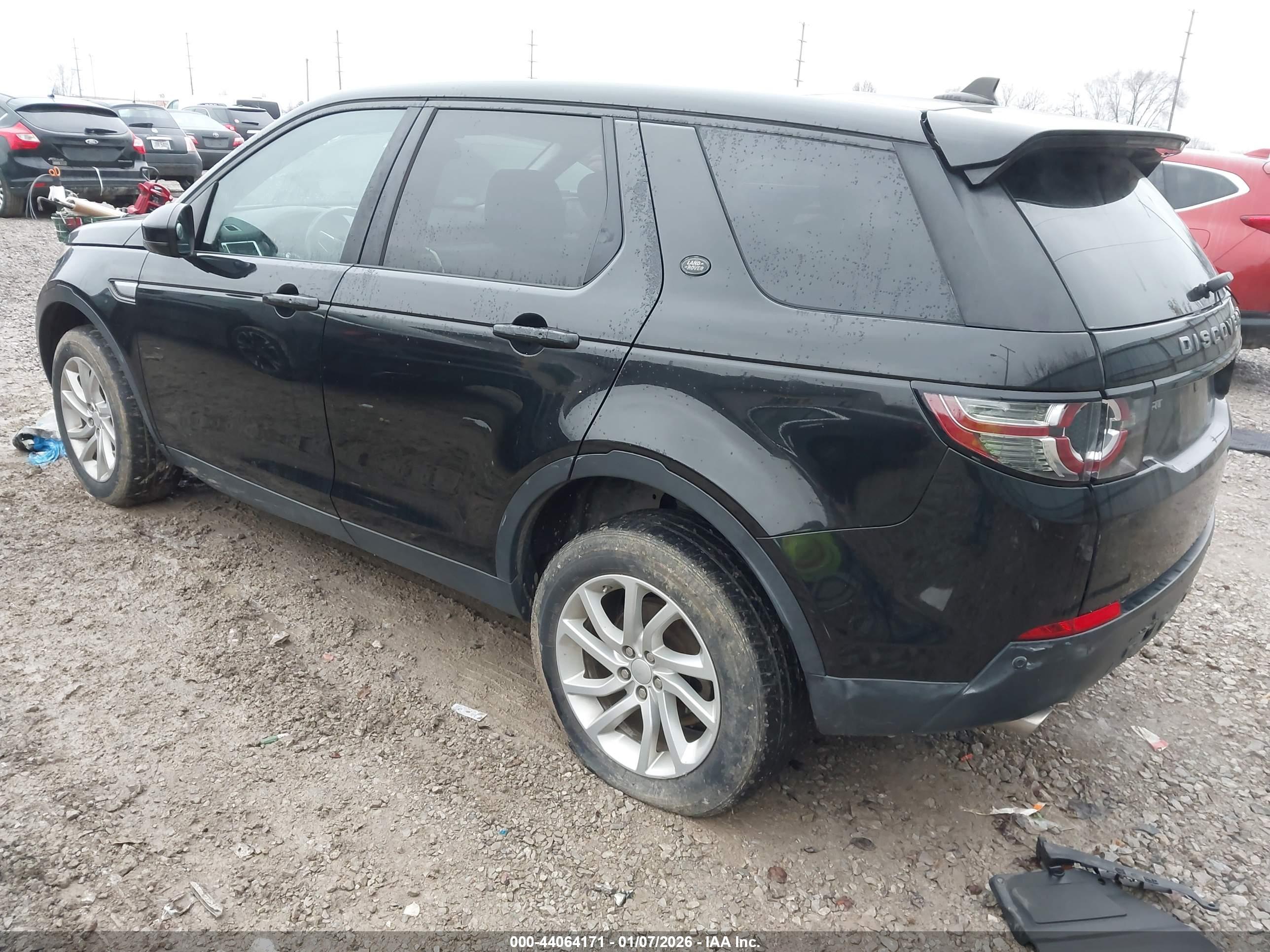 LAND ROVER image 3