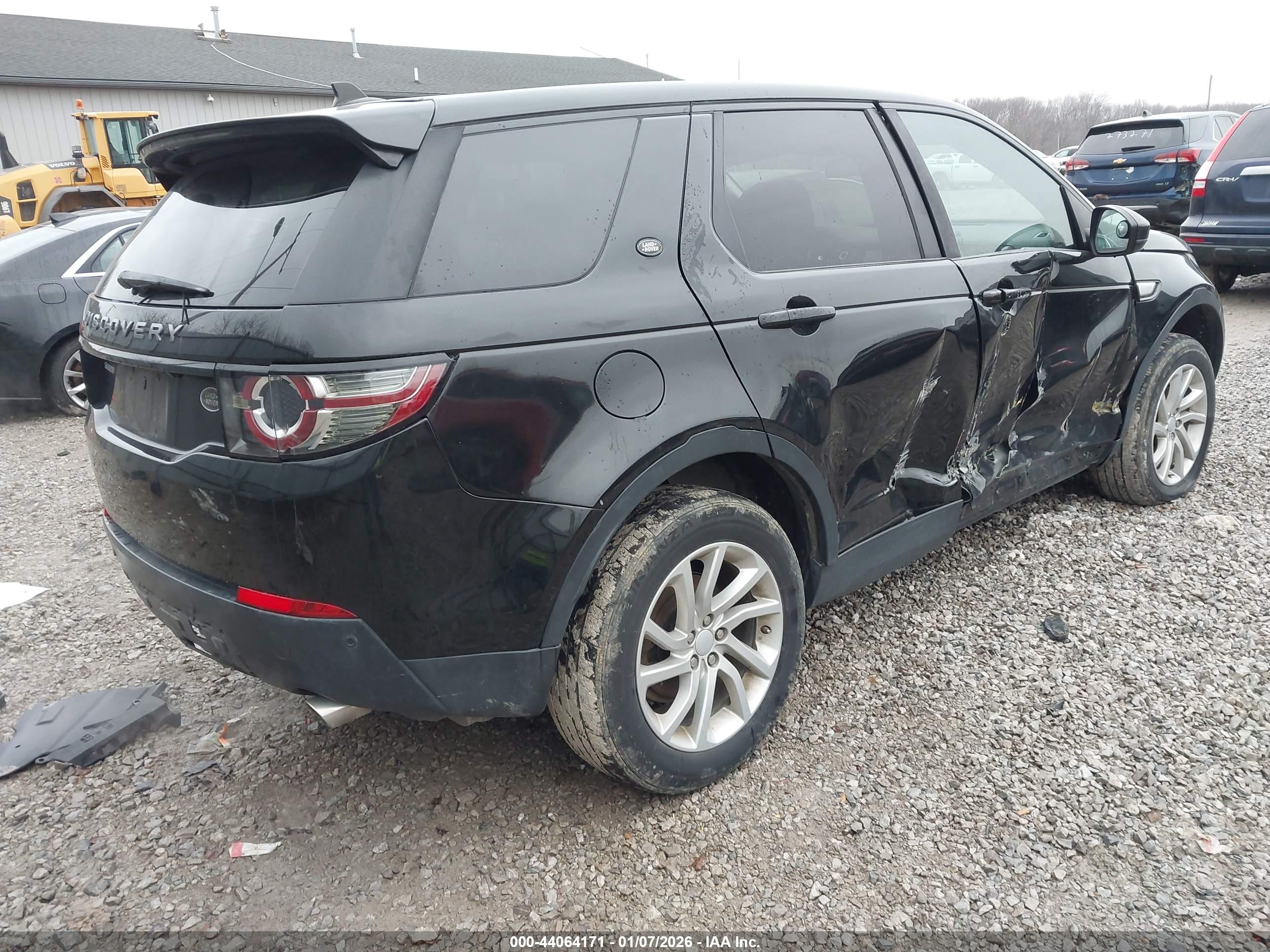 LAND ROVER image 4