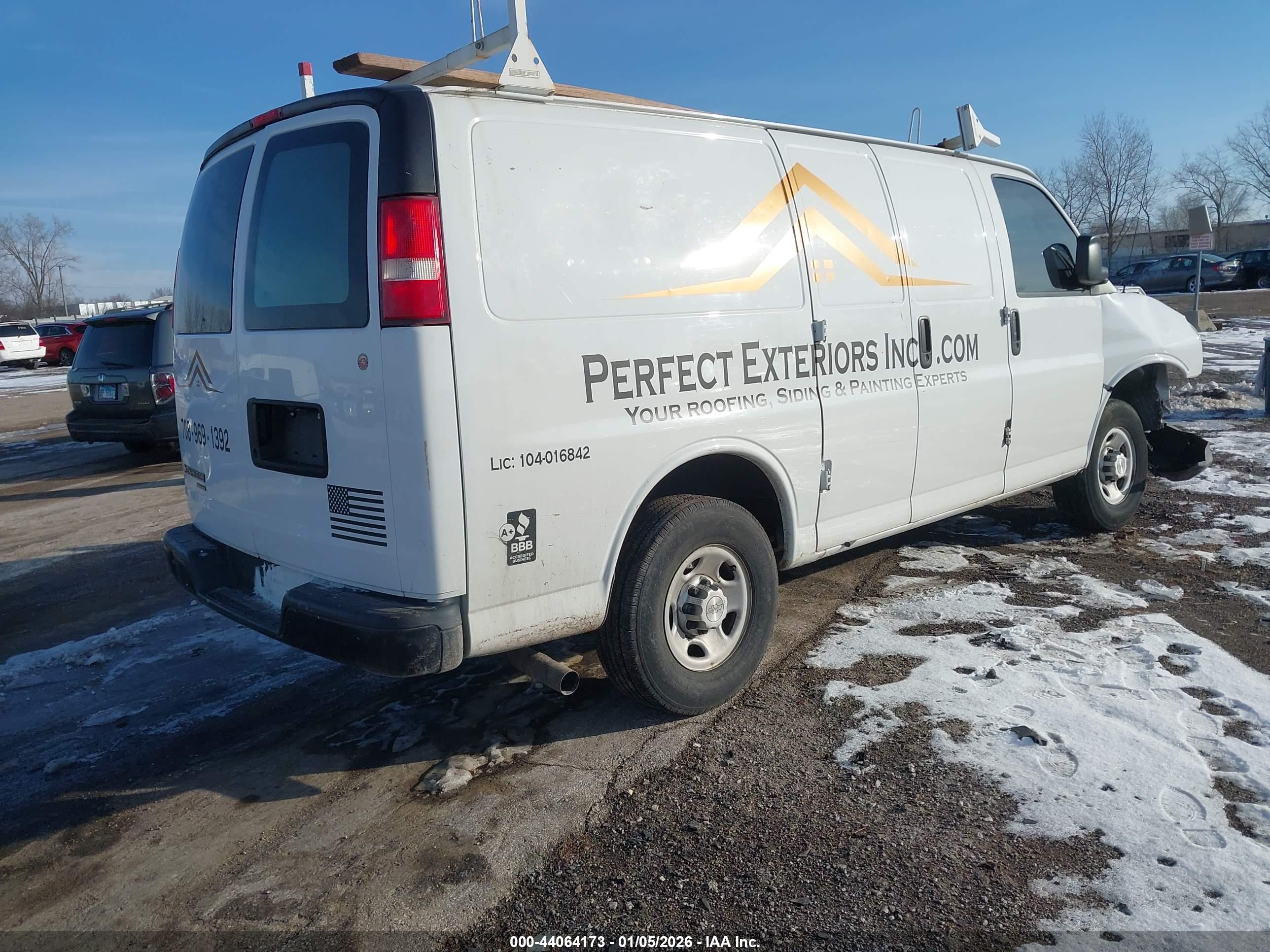 CHEVROLET EXPRESS image 4