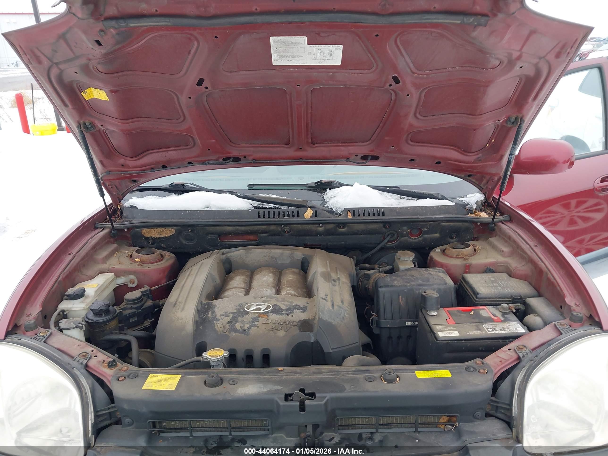 HYUNDAI SANTA image 10
