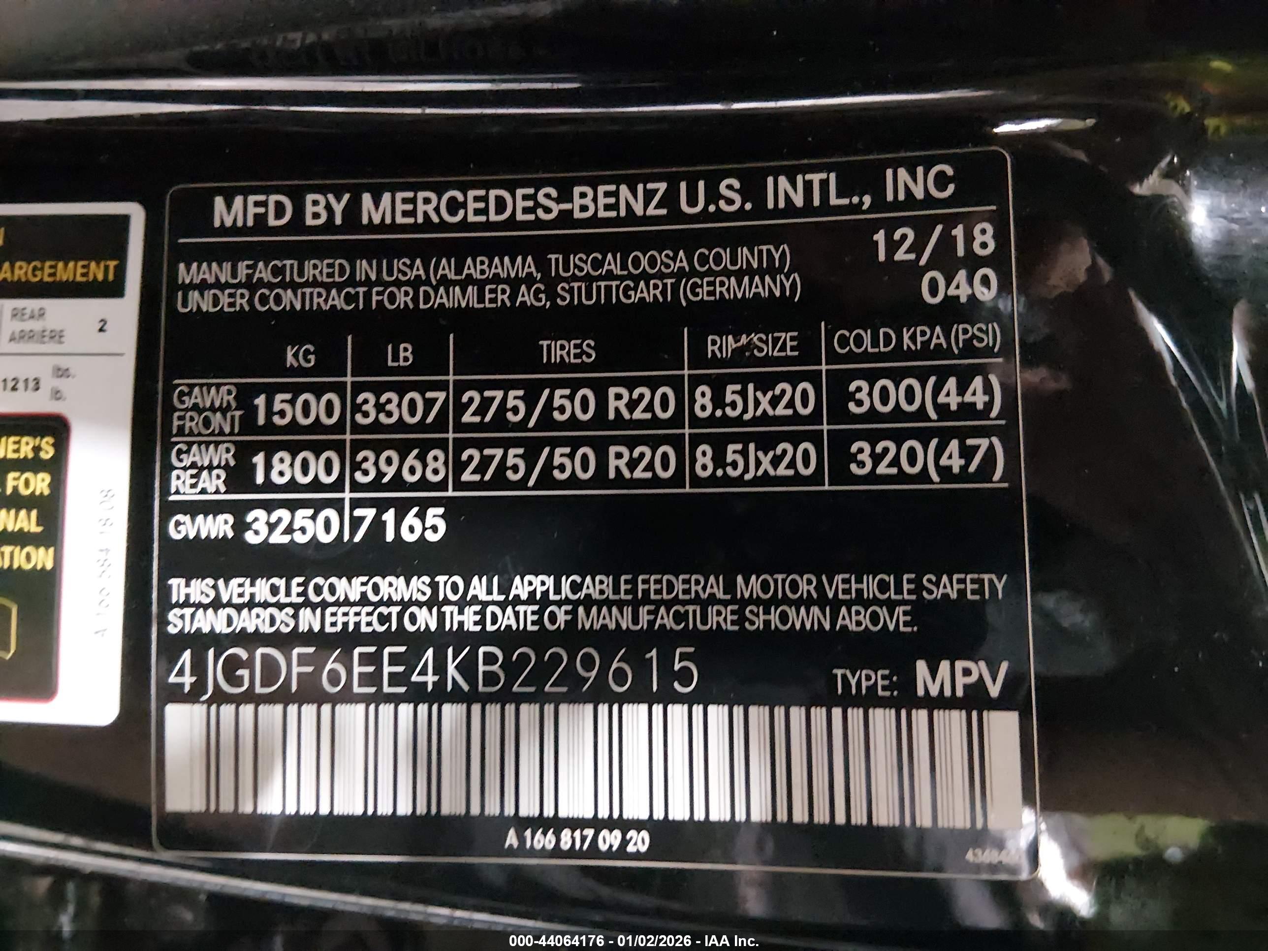 MERCEDES-BENZ GLS image 9