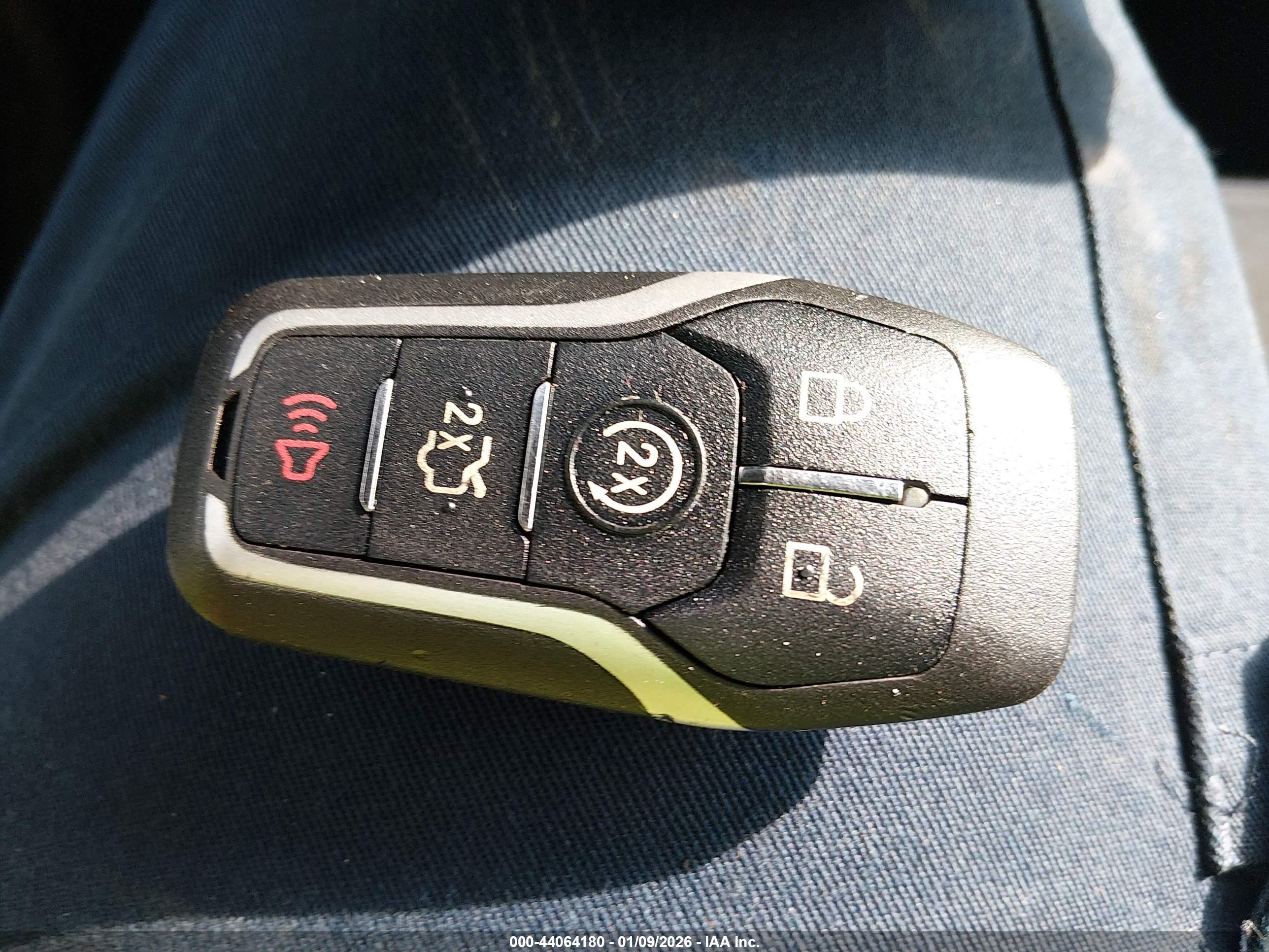 FORD EXPLORER image 11