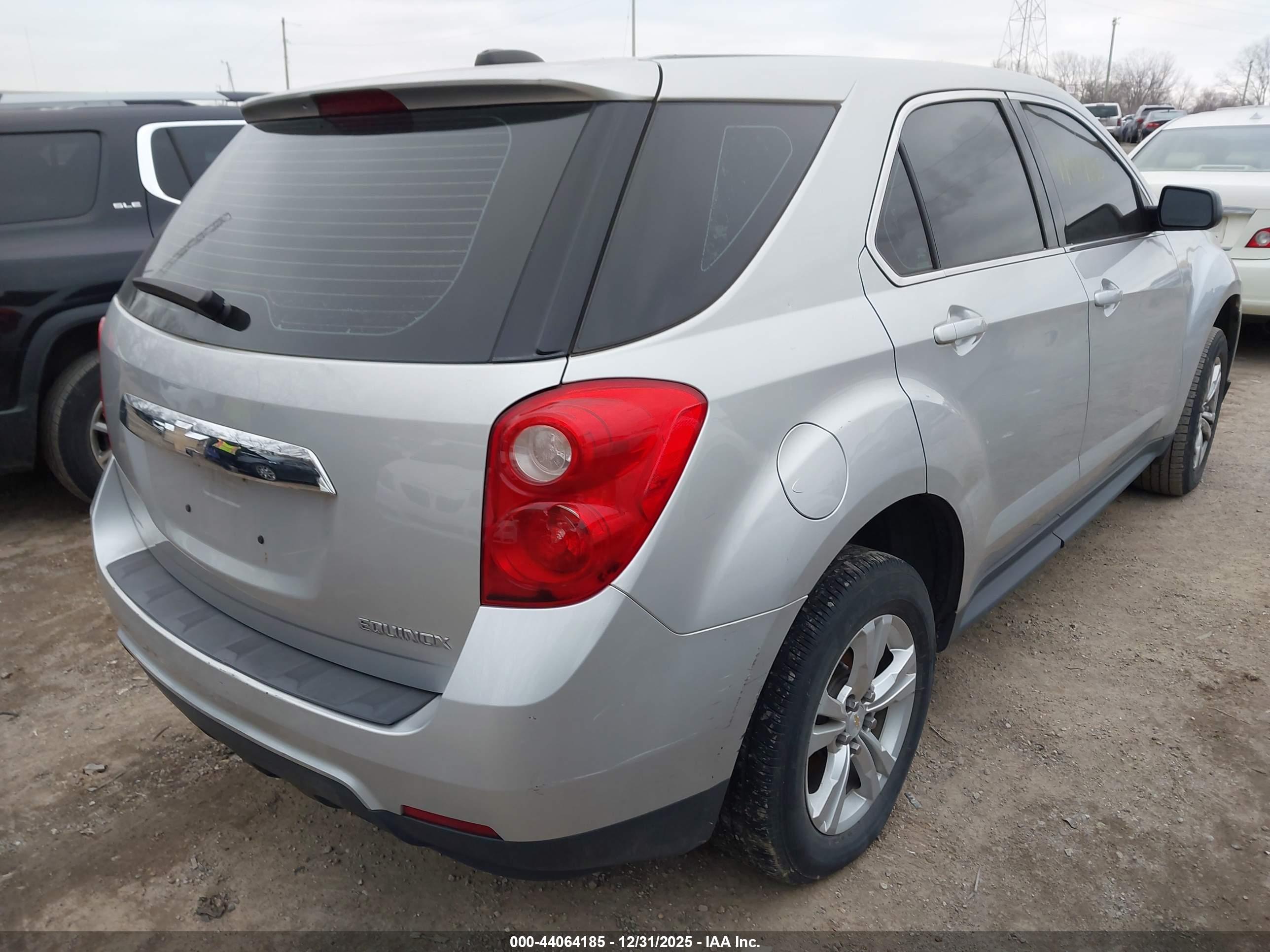CHEVROLET EQUINOX image 4