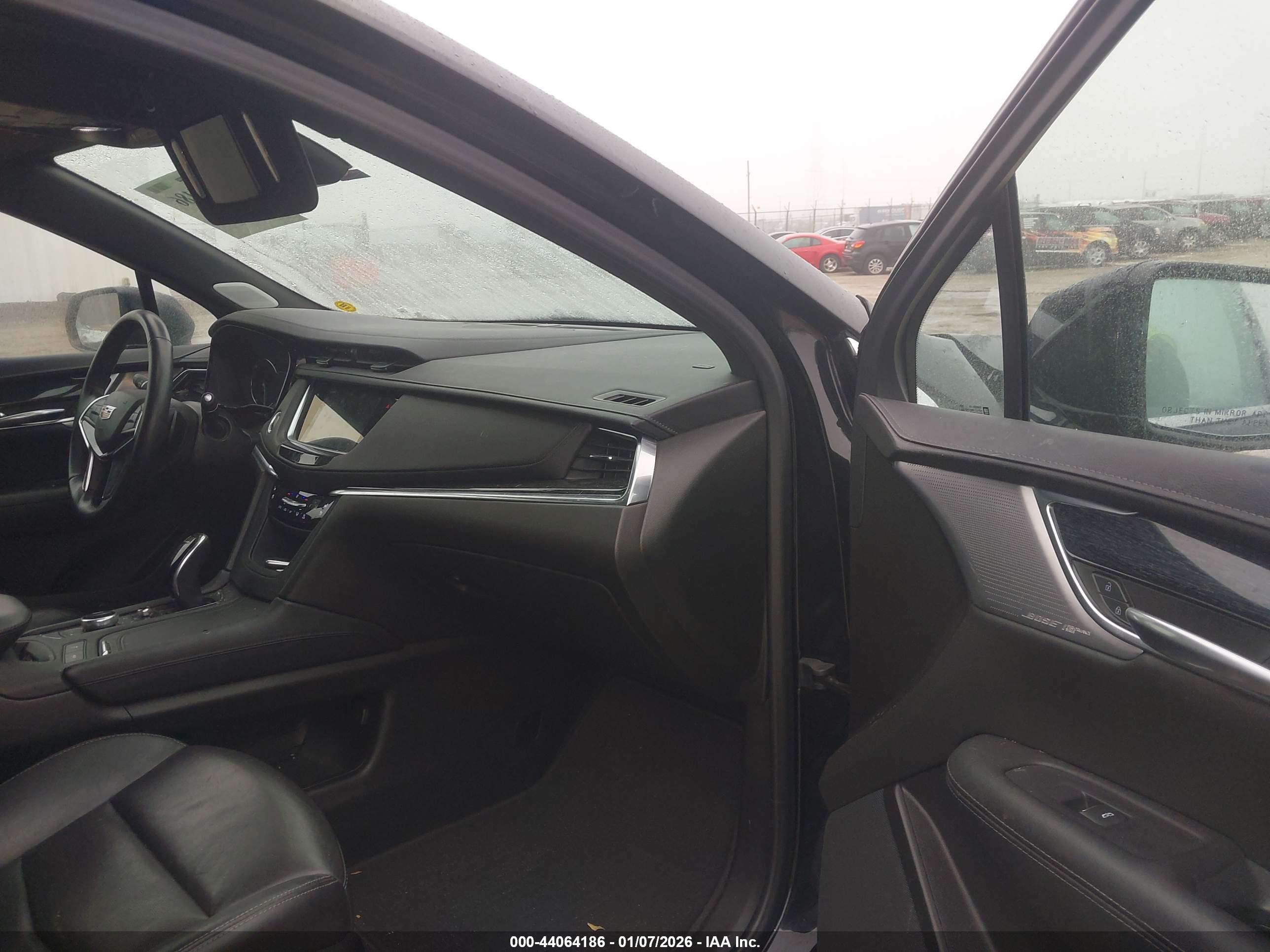 CADILLAC XT5 image 5