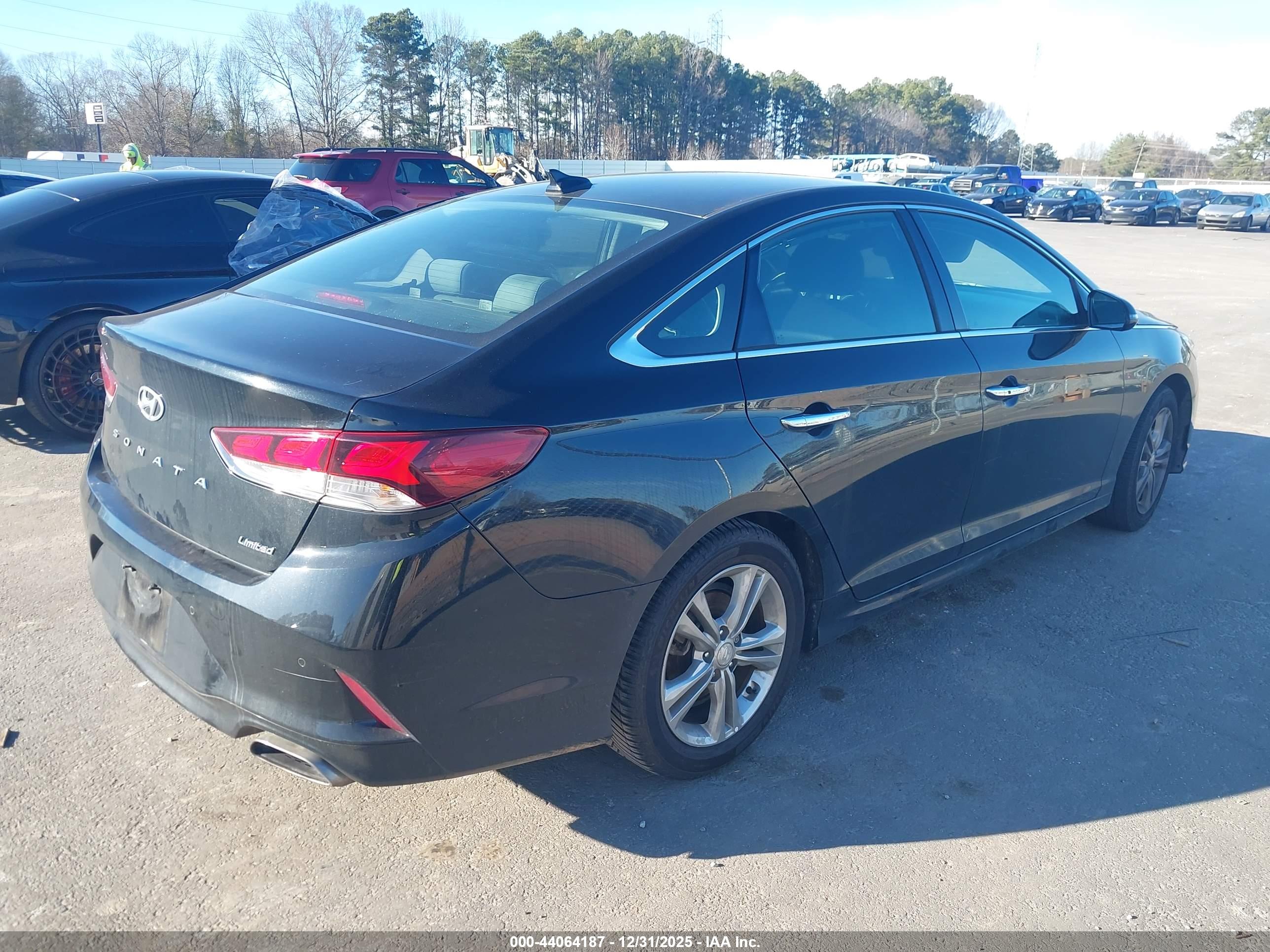 HYUNDAI SONATA image 4